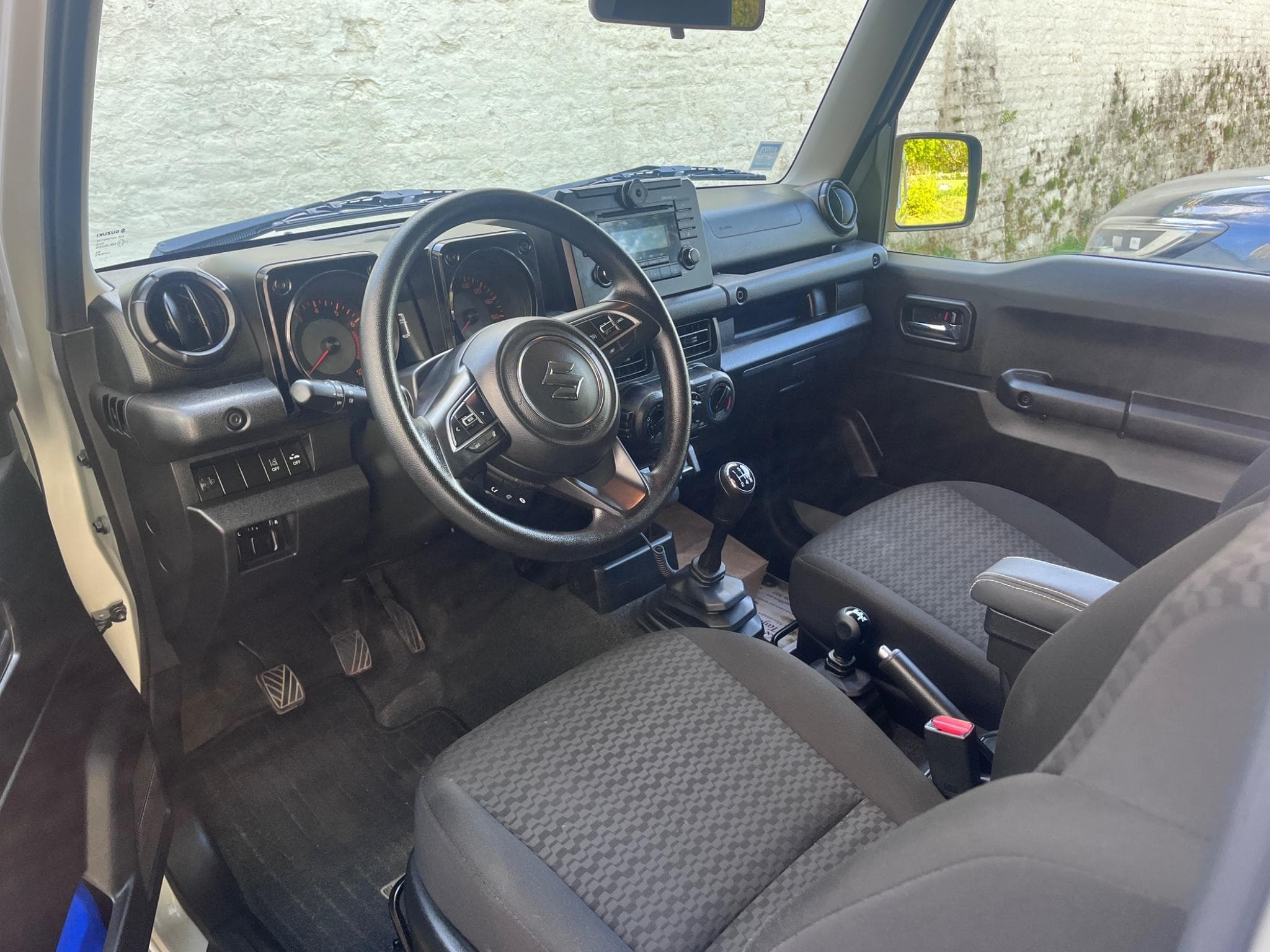 Suzuki Jimny Utilitaire, 2 places (2023) - Photo 3