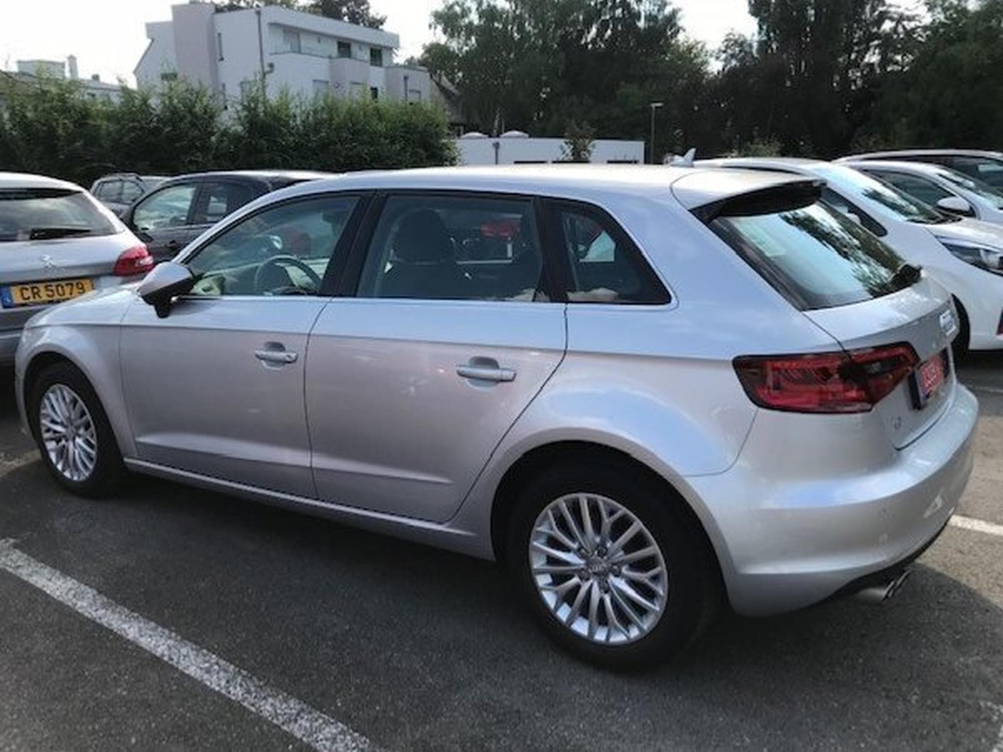 Audi A3 Ambition Luxe 2.0 TDI 150 ch Xénon Navi (2013) - Photo 12
