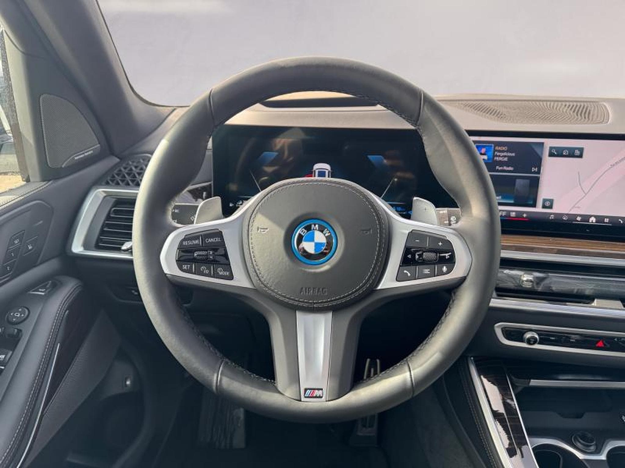BMW X5 X5 xDrive50e Kit M Sport (2025) - Photo 15