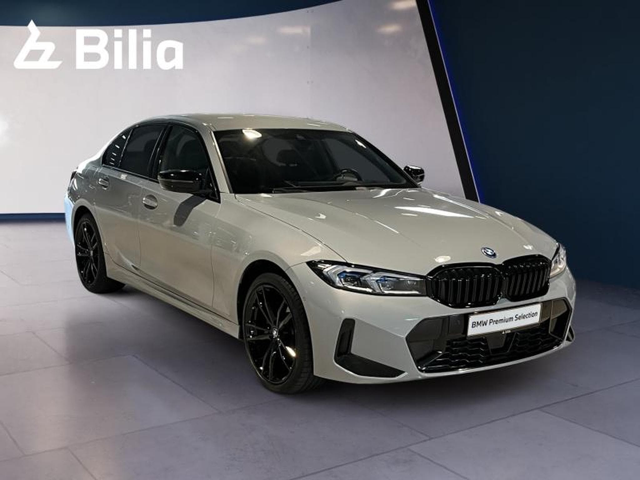 BMW 330 330e xDrive M Sport (2023) - Foto 17