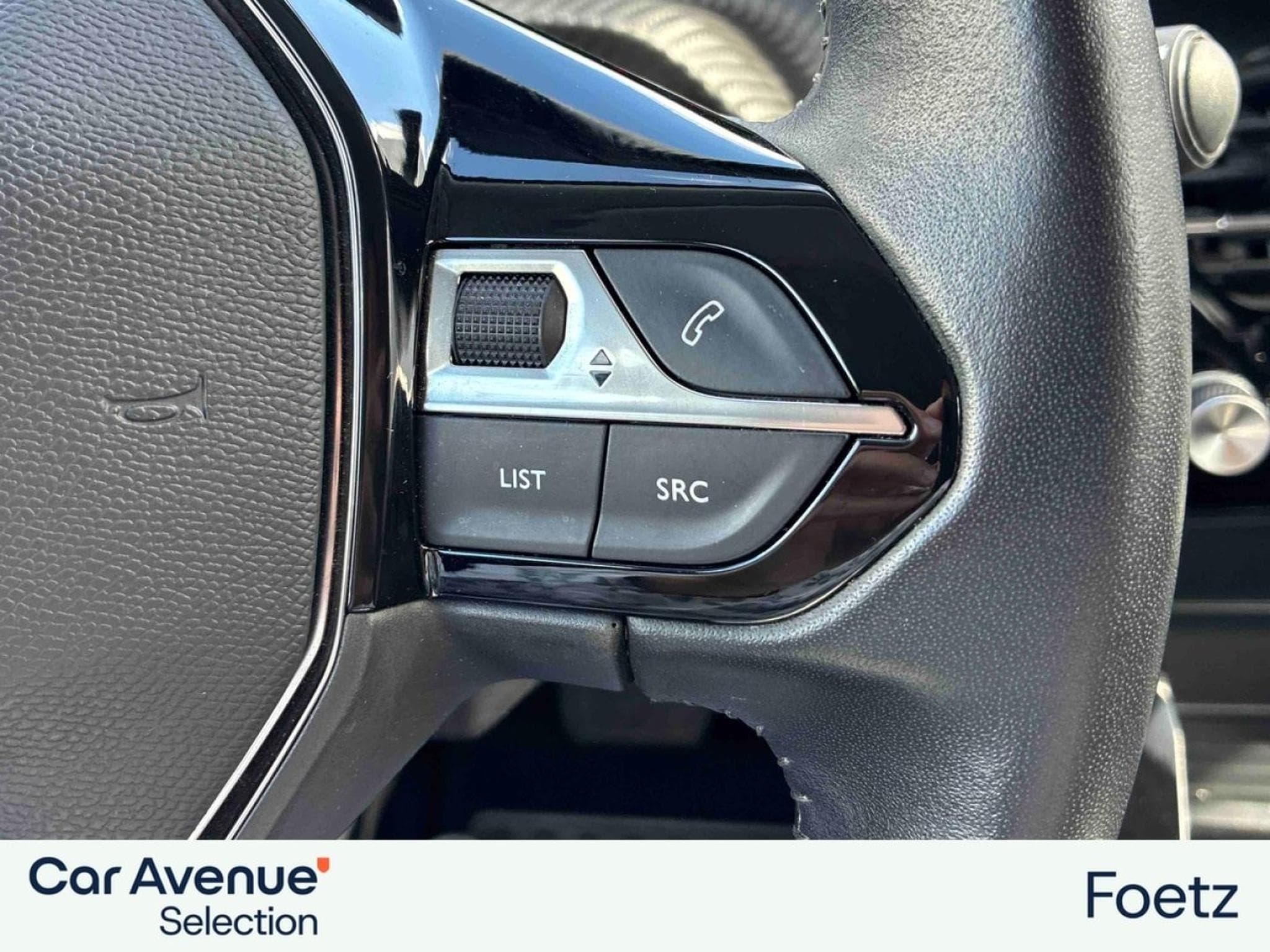 PEUGEOT 2008 e-2008 136ch Active (2021) - Foto 12