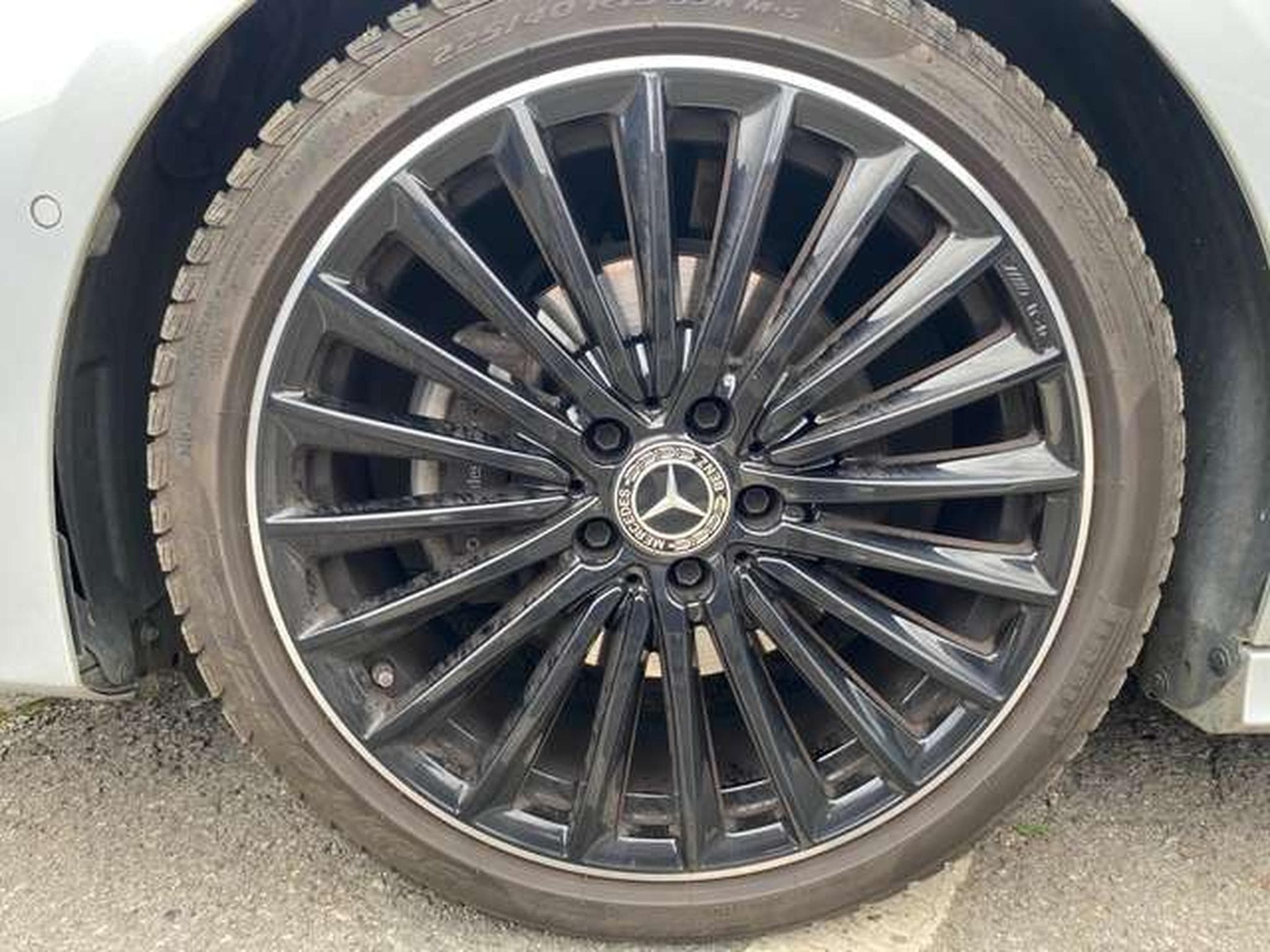 Mercedes A 180 A 180 7G-DCT Lim. AMG Line Advanced Plus (2023) - Photo 18
