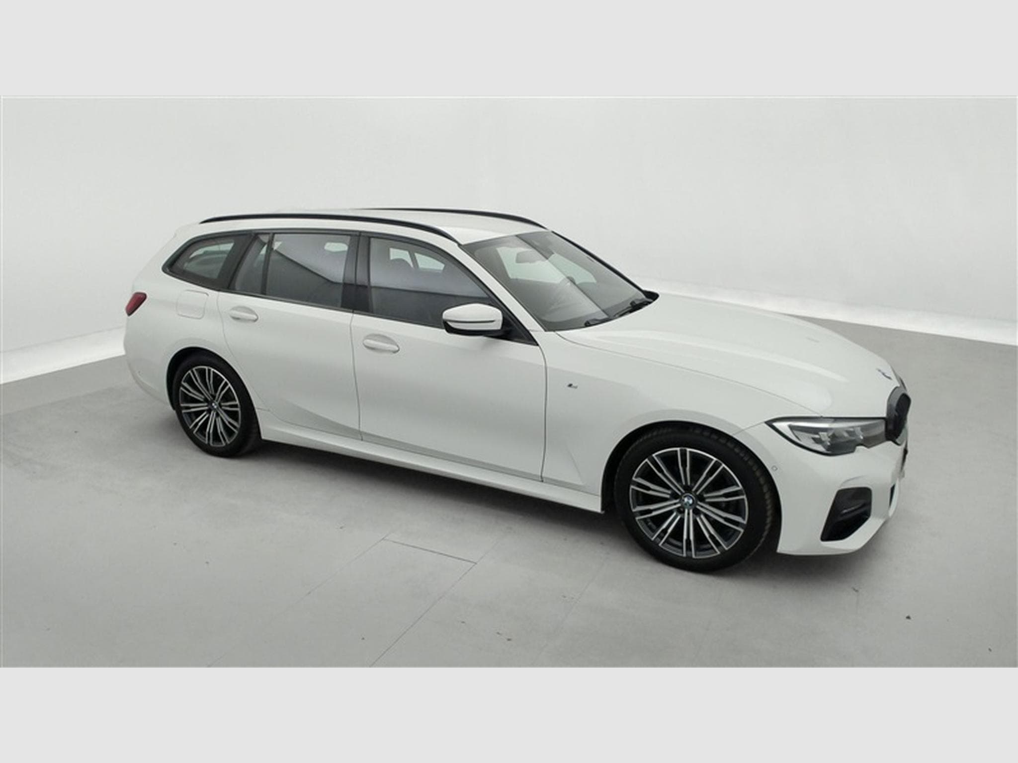 BMW 318 Touring 318 dA Pack M S-CUIR / NAVI / CARPLAY / CAMERA (2021) - Photo 25
