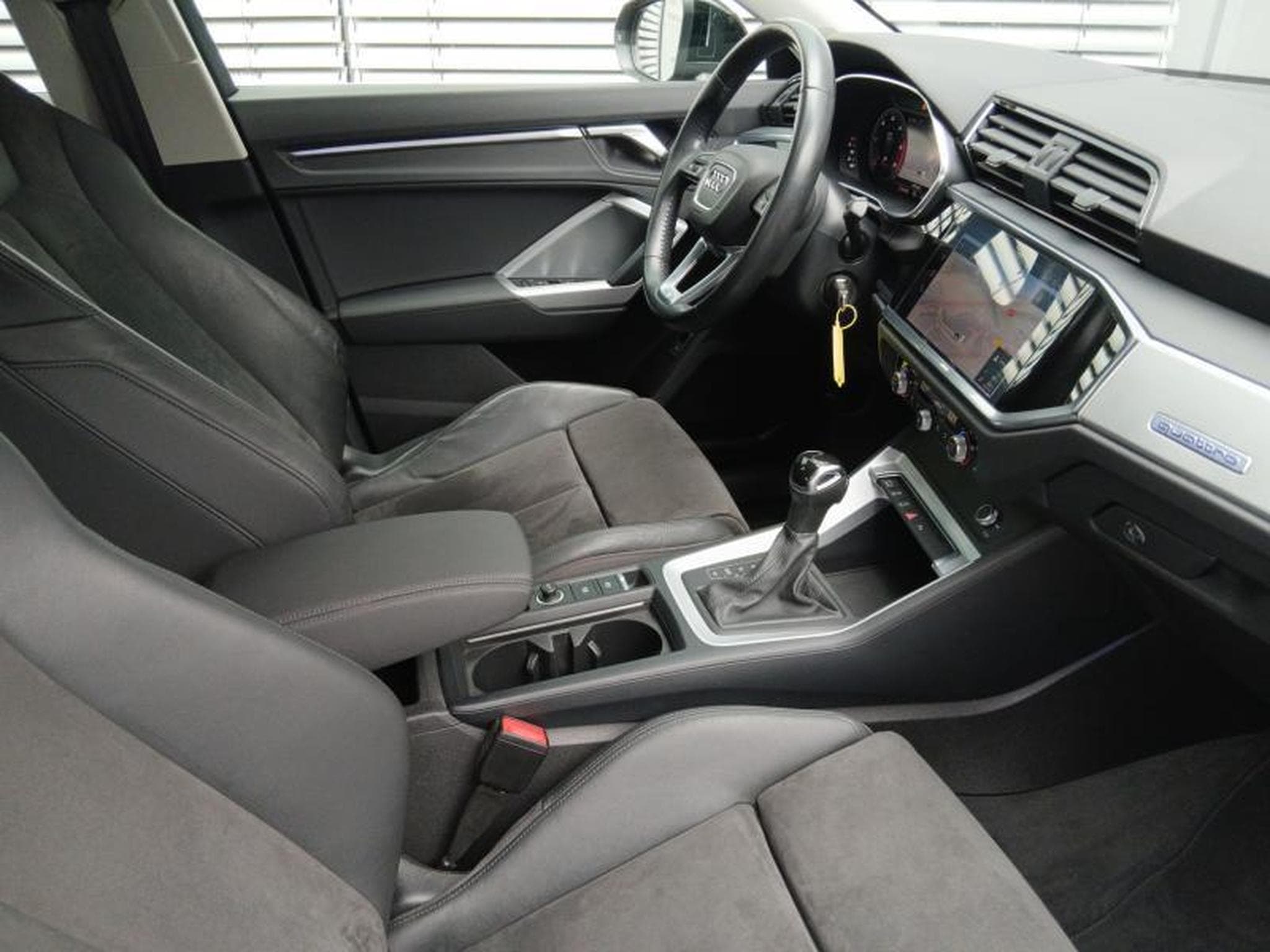 Audi Q3 Sportback 40 TDI quattro s-tronic (2020) - Photo 10