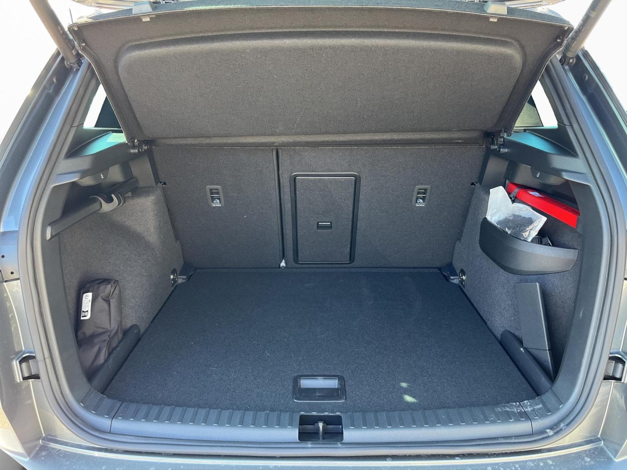 Skoda Karoq Sportline (2025) - Photo 12