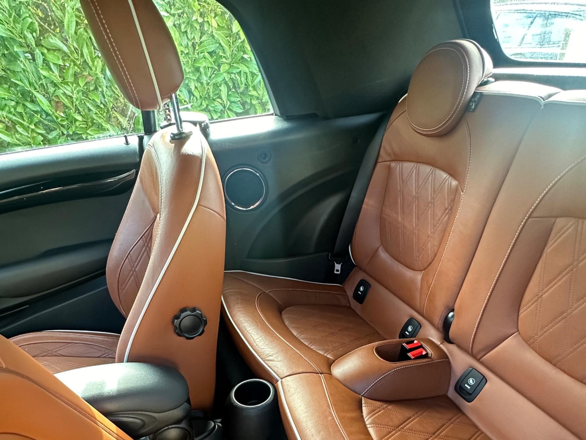 Mini Cabrio Cooper (2016) - Photo 3