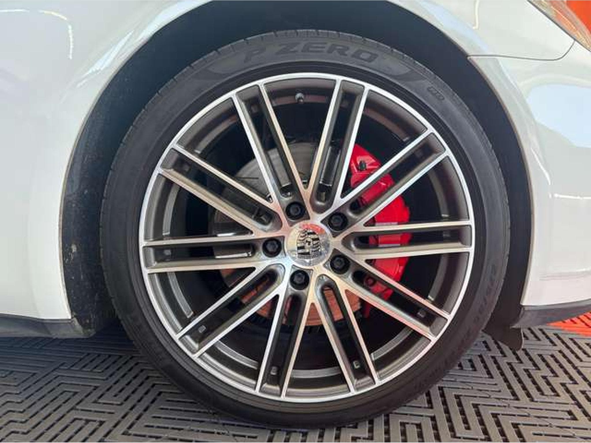 Porsche Panamera 4S V6 3.0 440ch PDK (2017) - Photo 21