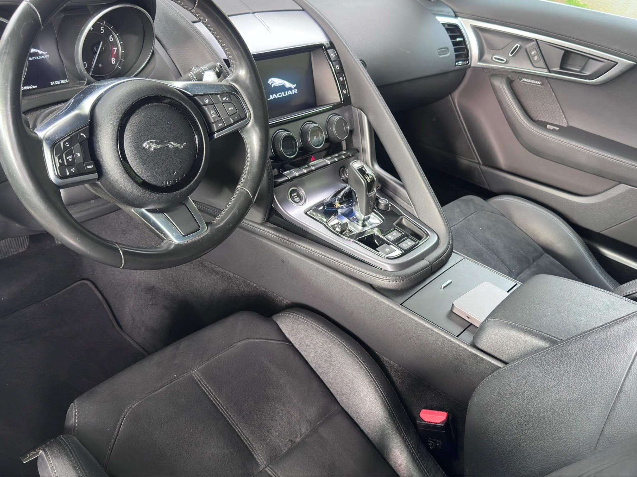 Jaguar F-Type (2018) - Photo 3