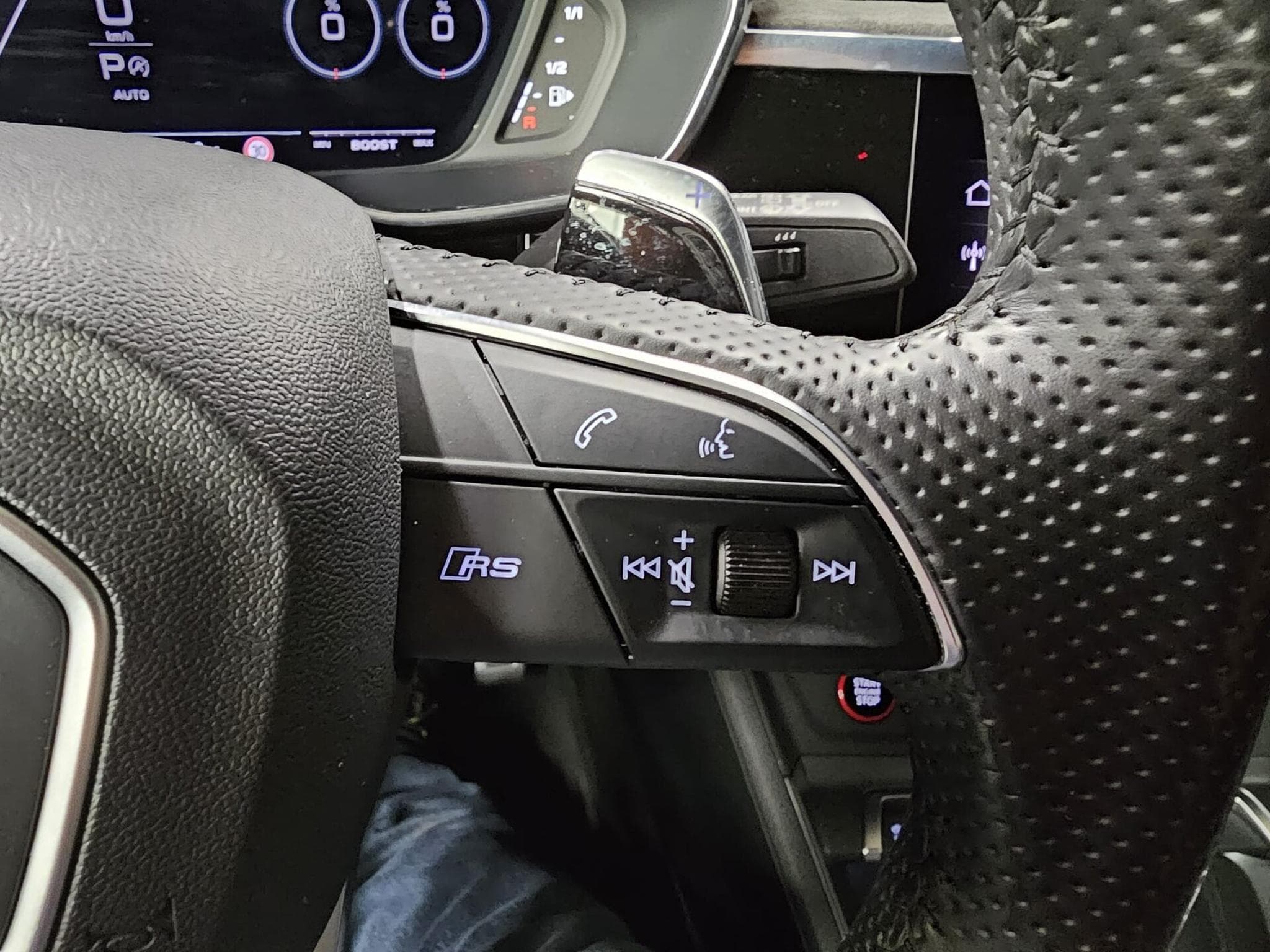 Audi RSQ3 Sportback 400CH (2021) - Photo 15