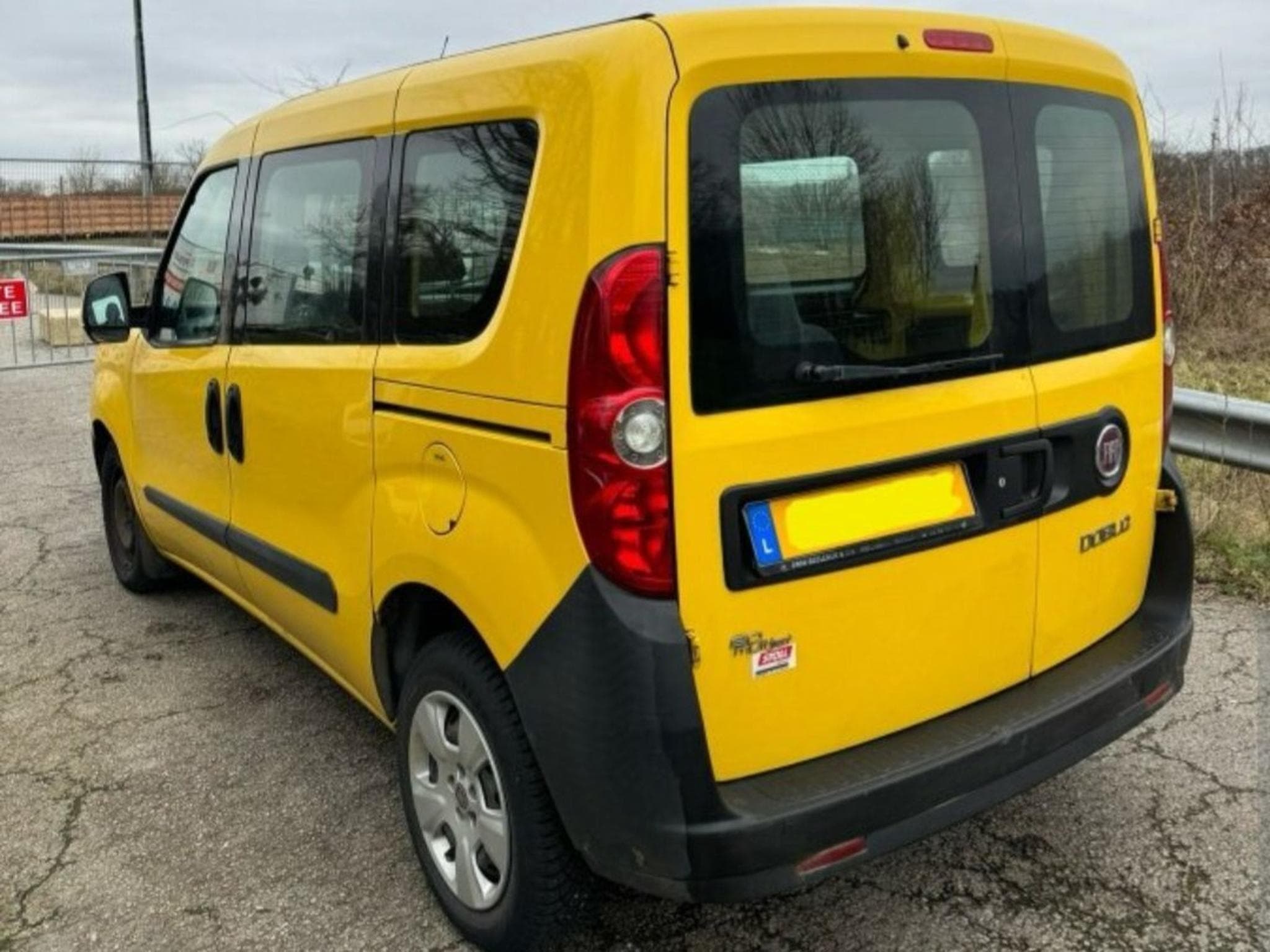 Fiat Doblo Standard (2012) - Photo 3