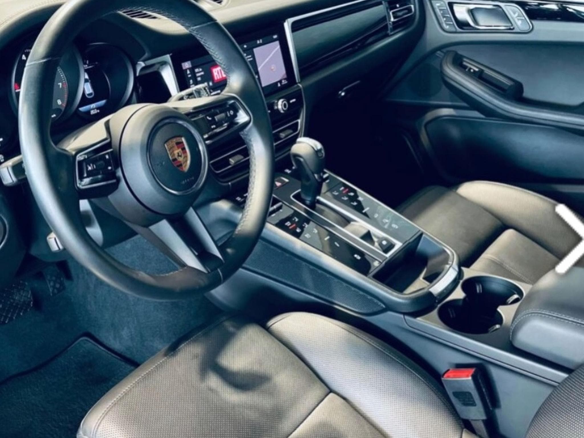 Porsche Macan S, Pano, AHK, Bose, Komfortsitze (2022) - Photo 2