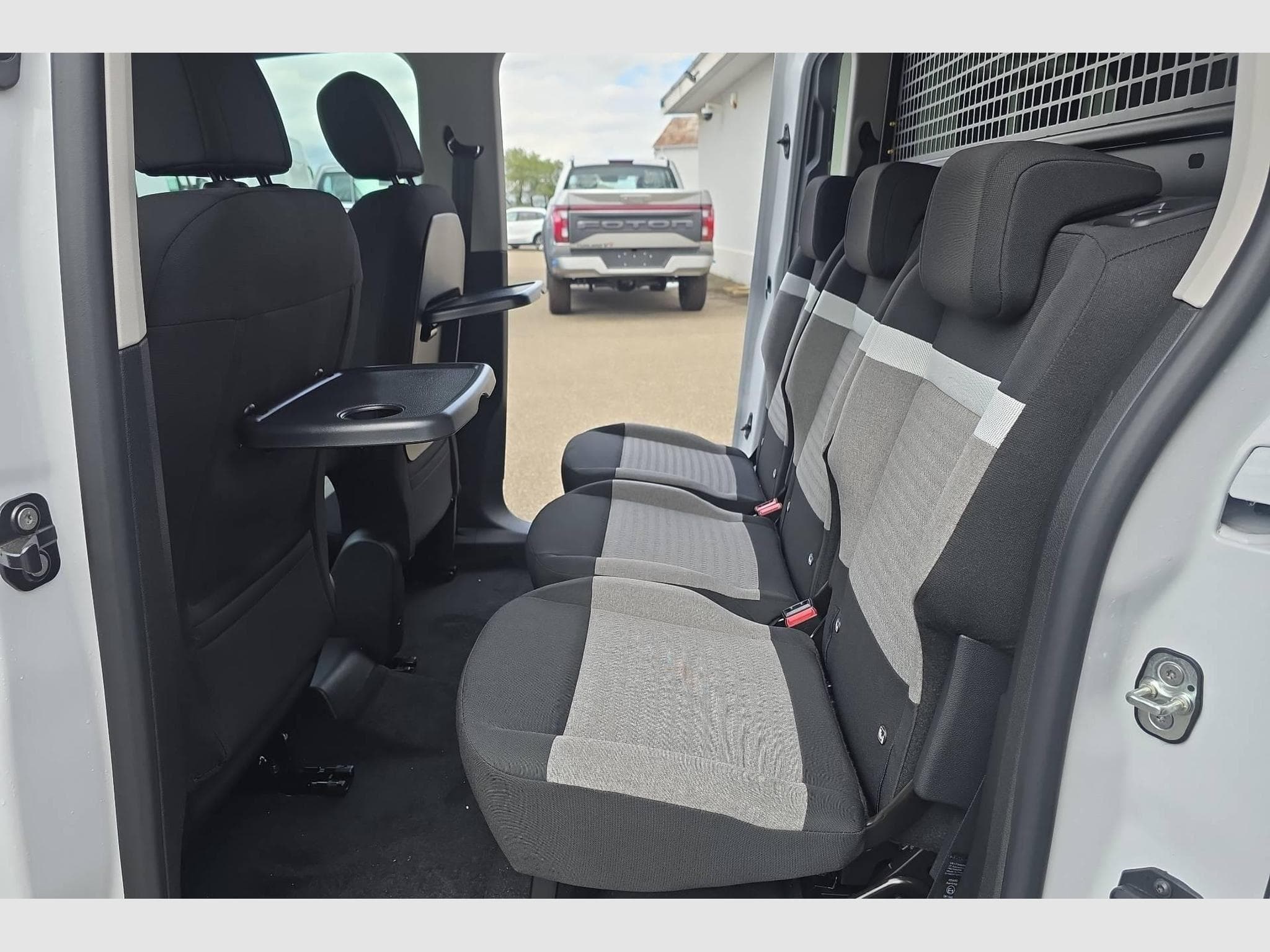 Citroën Berlingo CA M BLUEHDI 100 S&S BVM6 (2026) - Photo 20