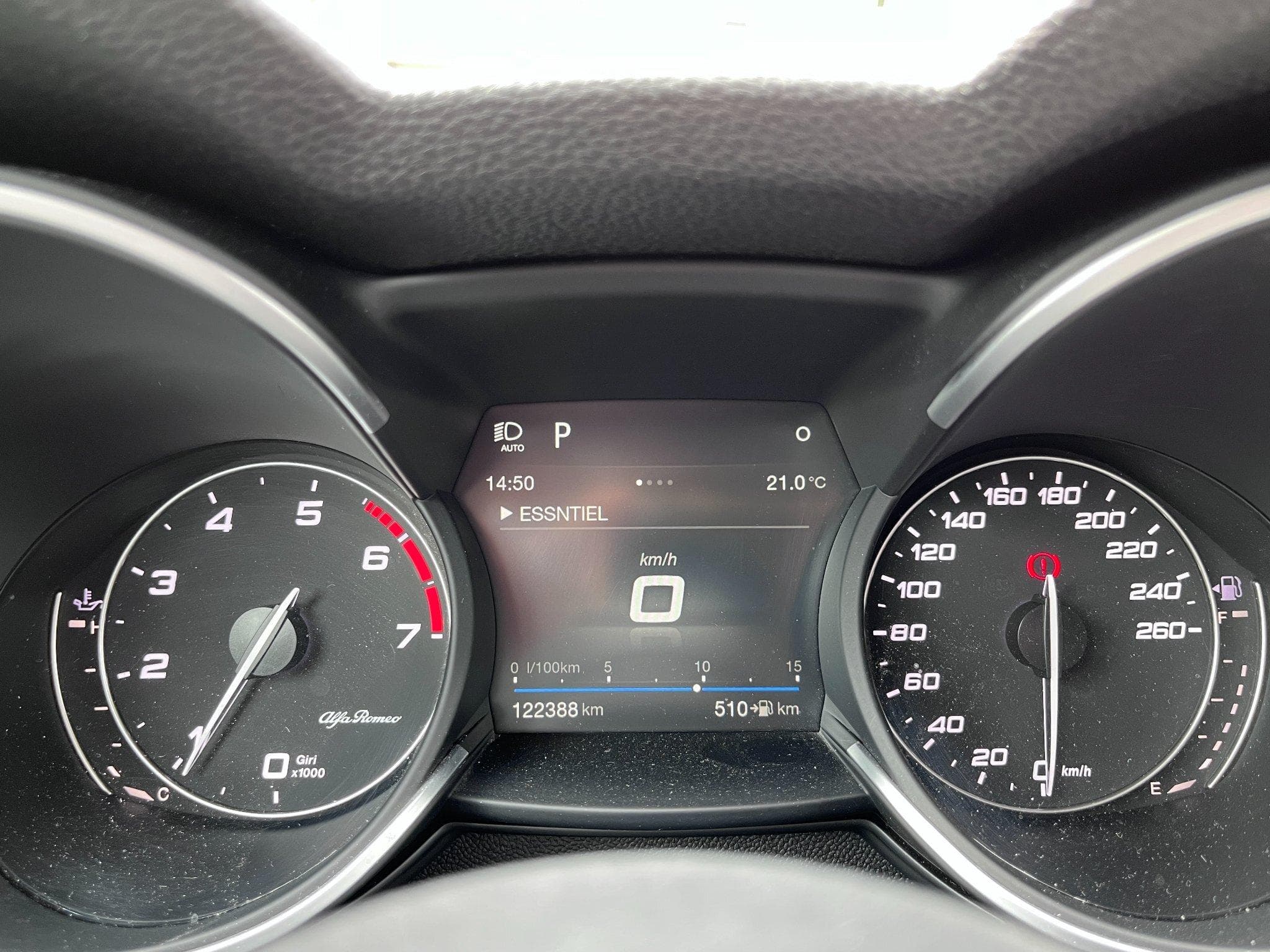 Alfa-Romeo Stelvio 2.0 280cv Q4 AT8 (2017) - Photo 8
