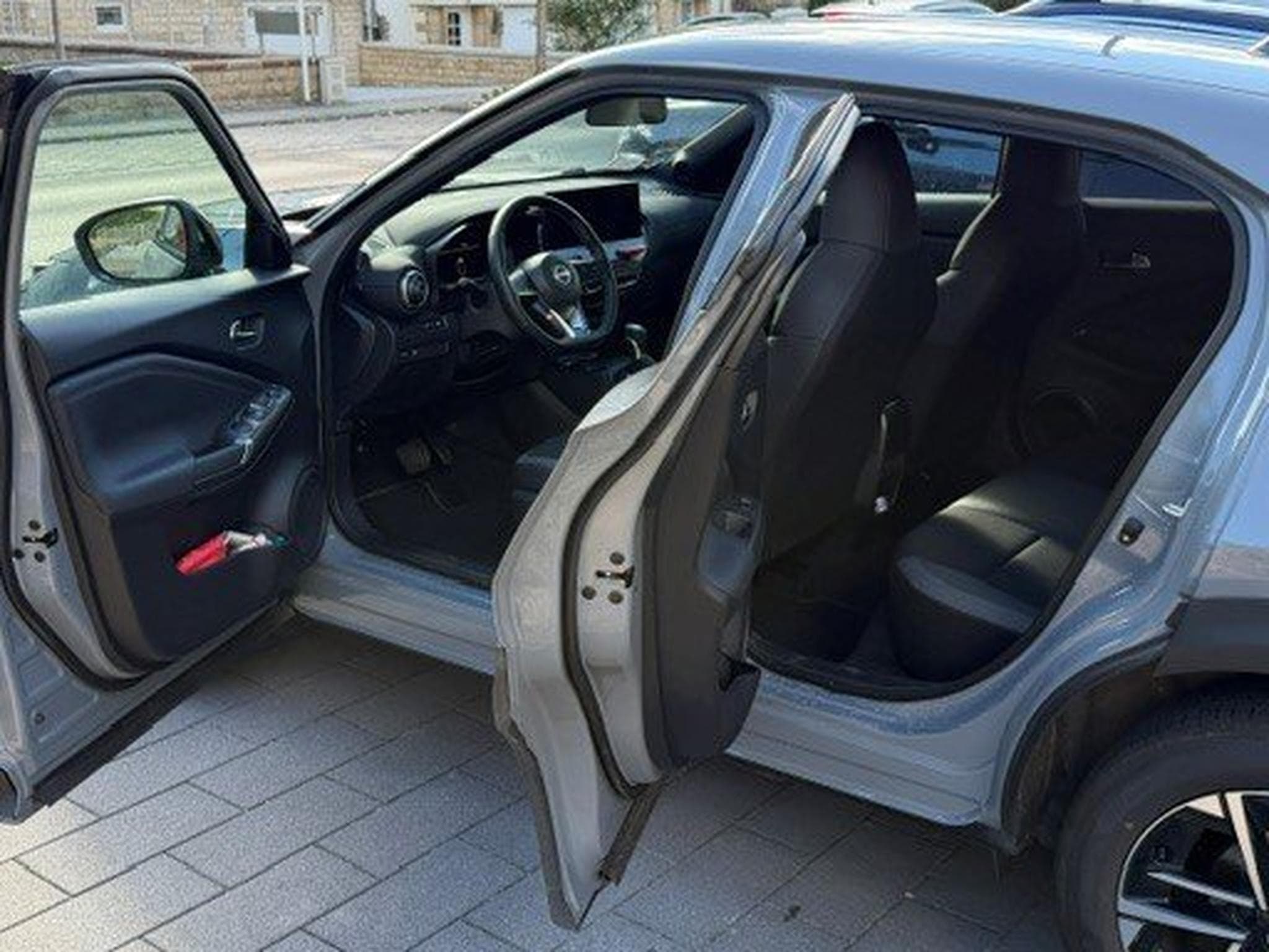 Nissan Juke N-CONNECTA DIG-T 114 DCT (2025) - Photo 12