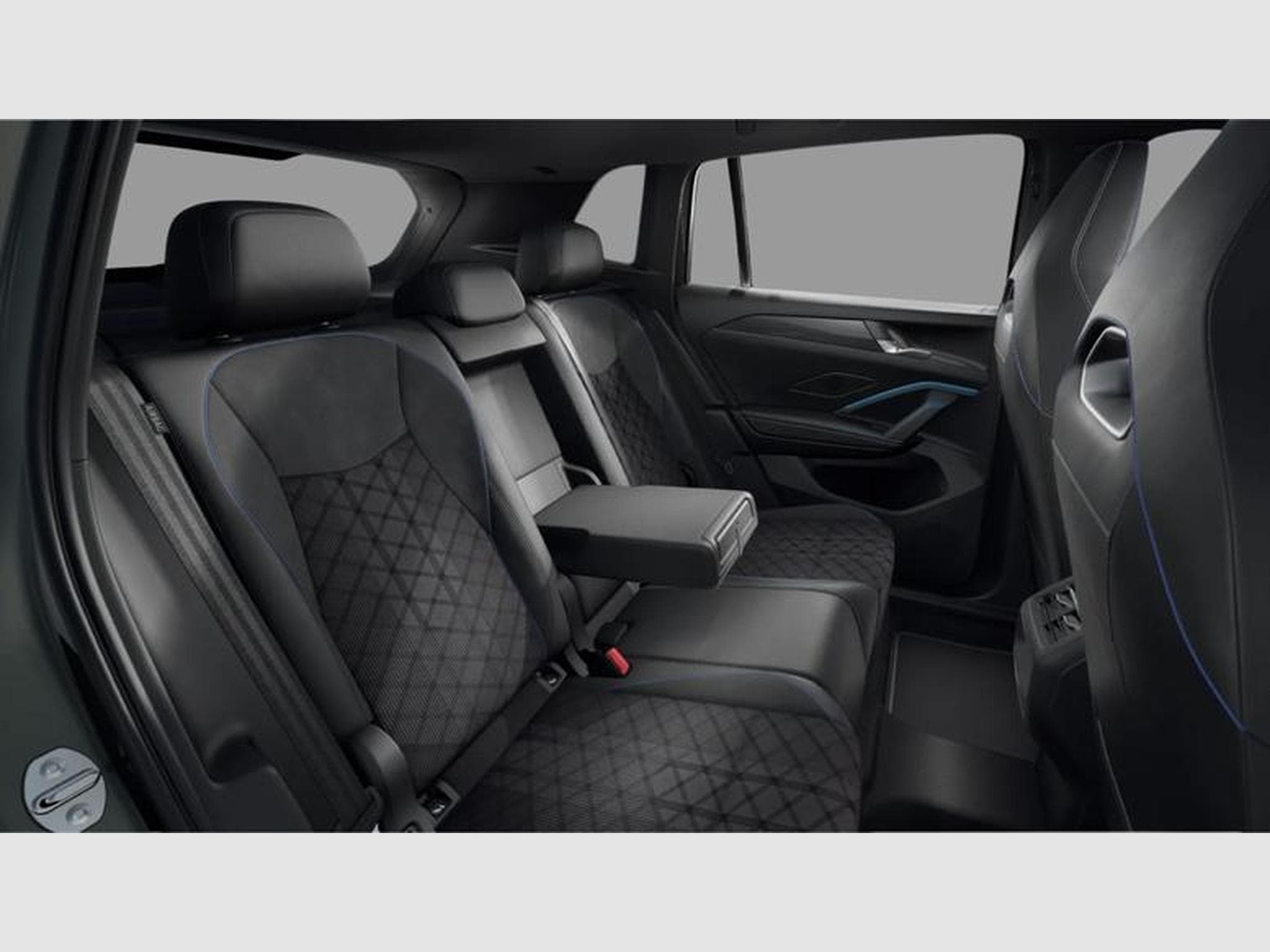 VW Tiguan R-Line 1.5 eTSI 7-Gang-DSG (2025) - Photo 11