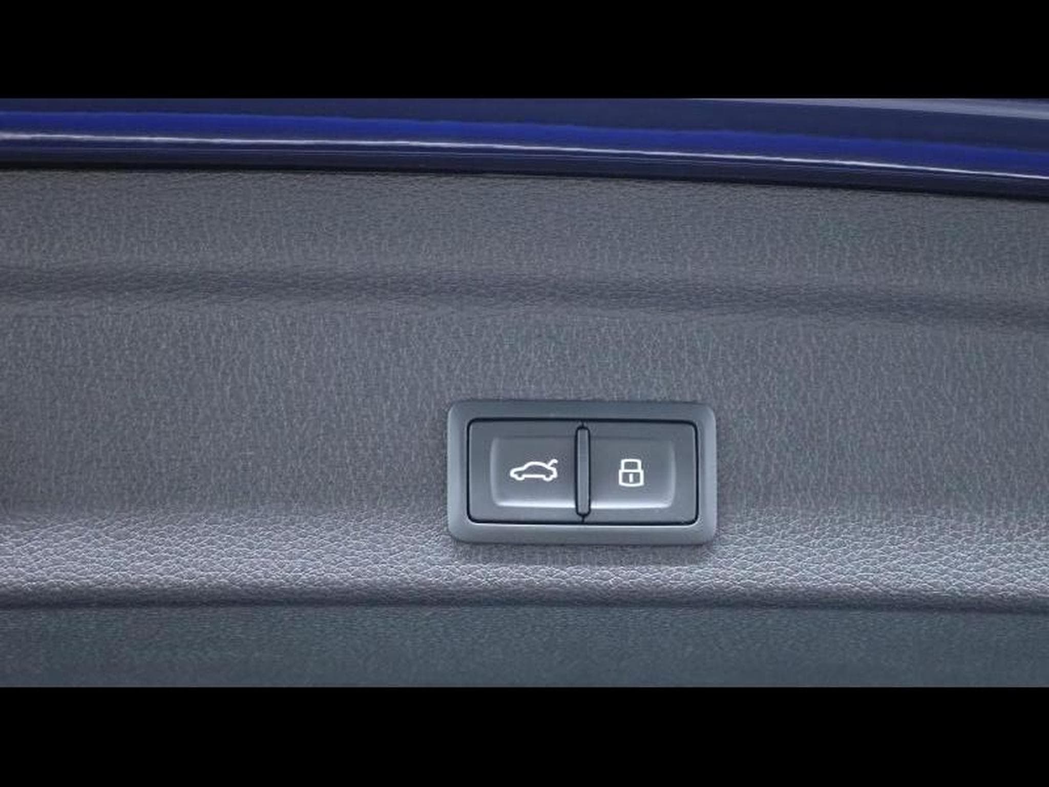 Audi Q3 45TFSI 245 S-Line S-tronic (2021) - Photo 32