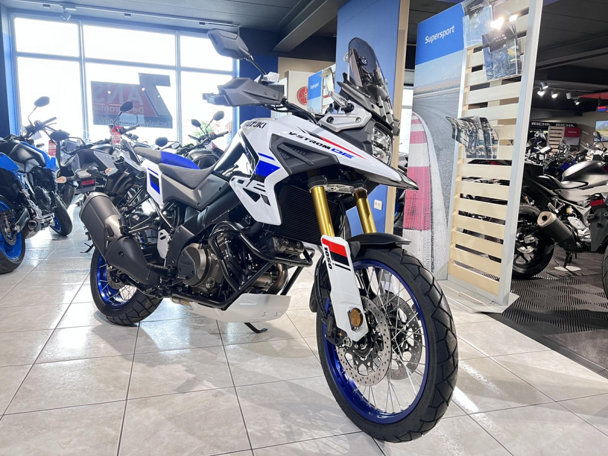 Suzuki V-Strom 1050 DE (2026) - Photo 7