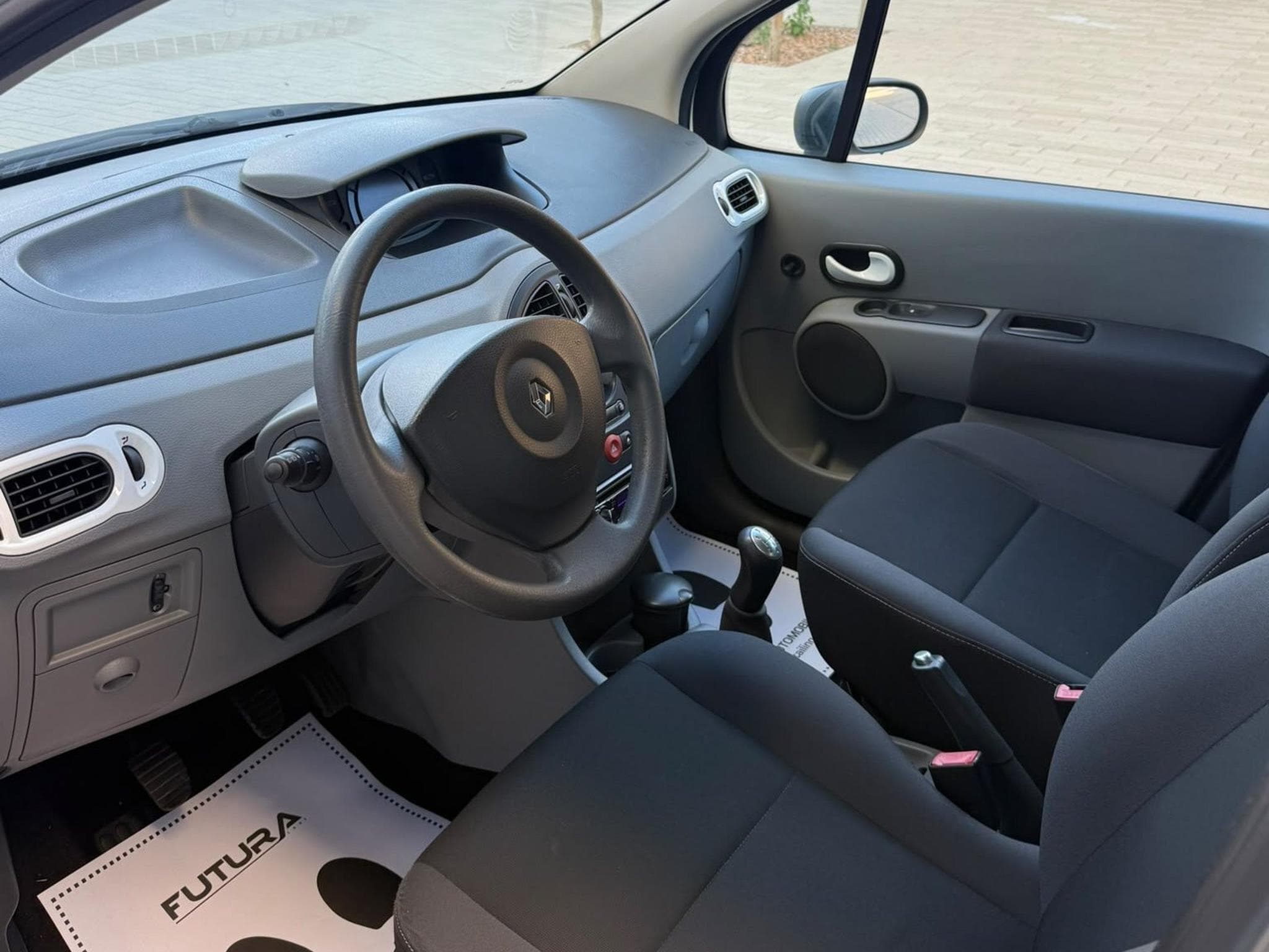 Renault Modus Yahoo (2013) - Photo 3