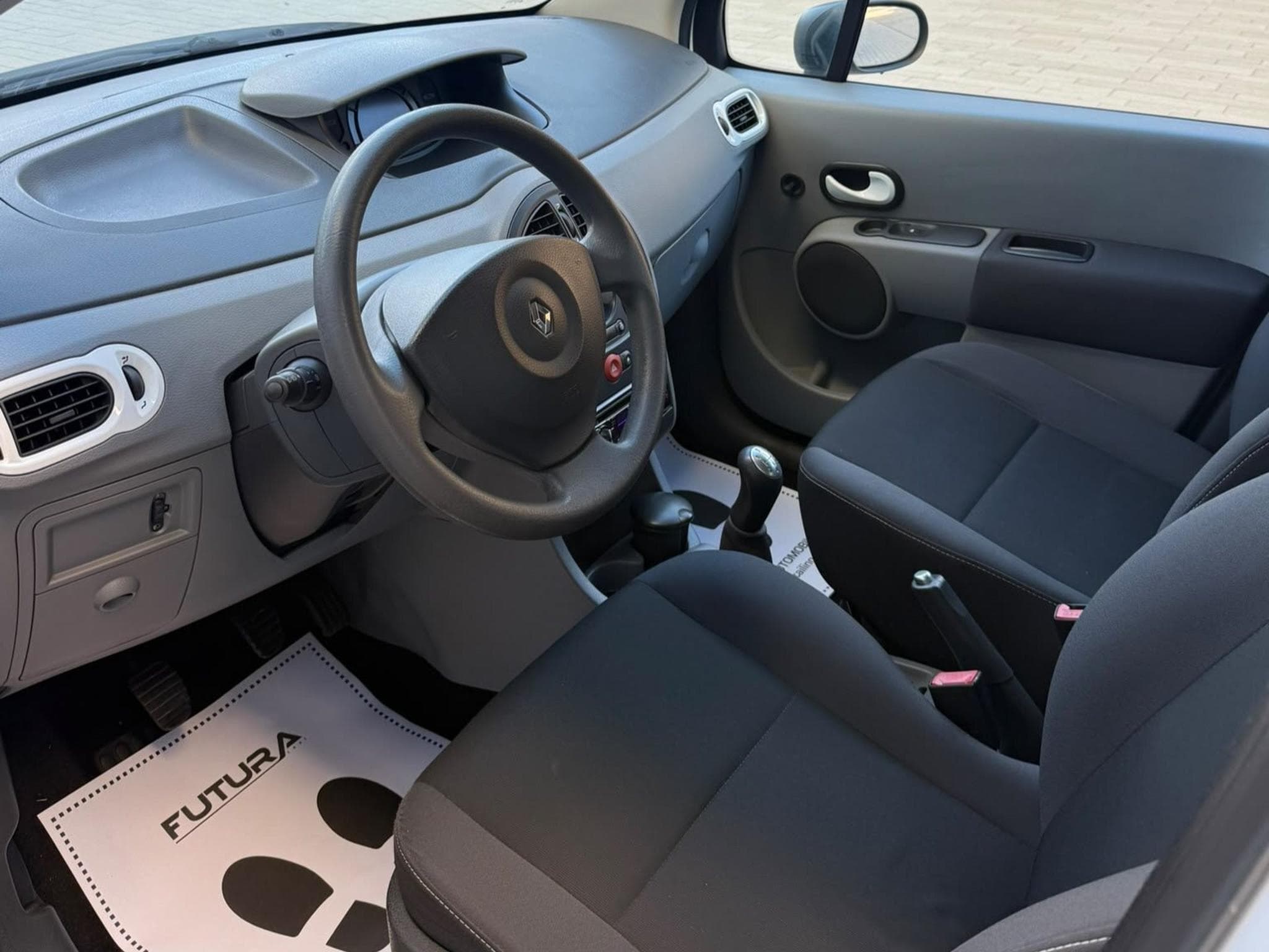 Renault Modus Yahoo (2013) - Photo 3