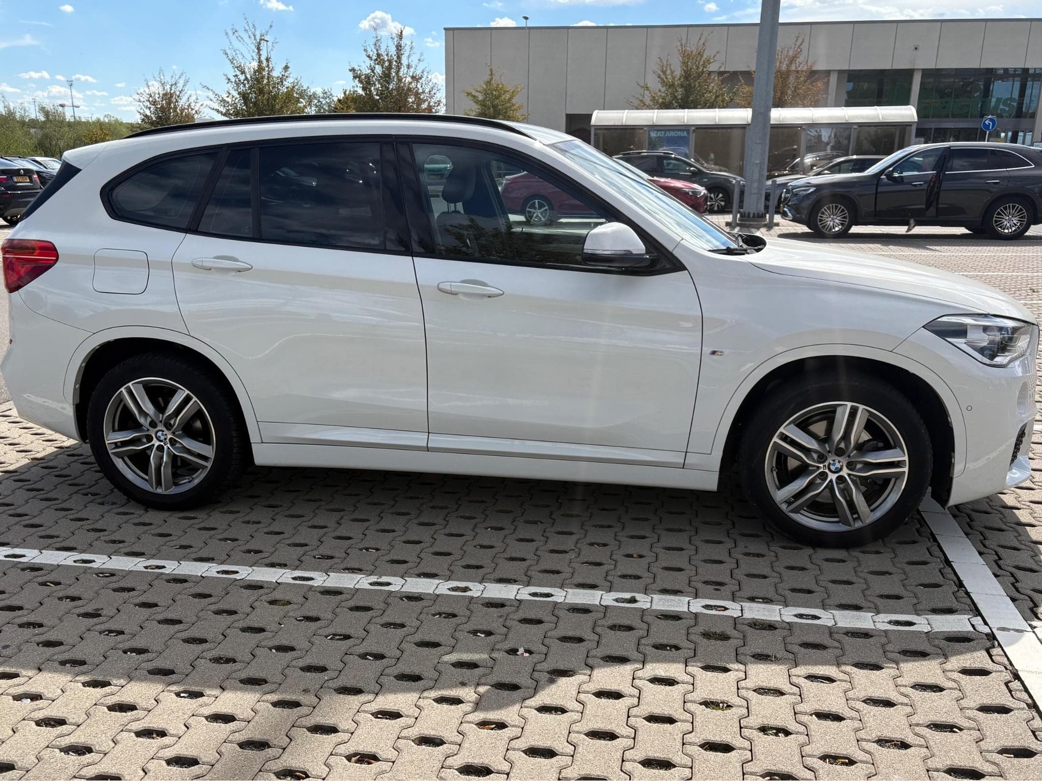 BMW X1 xDrive - Sport Kit M (2018) - Photo 3