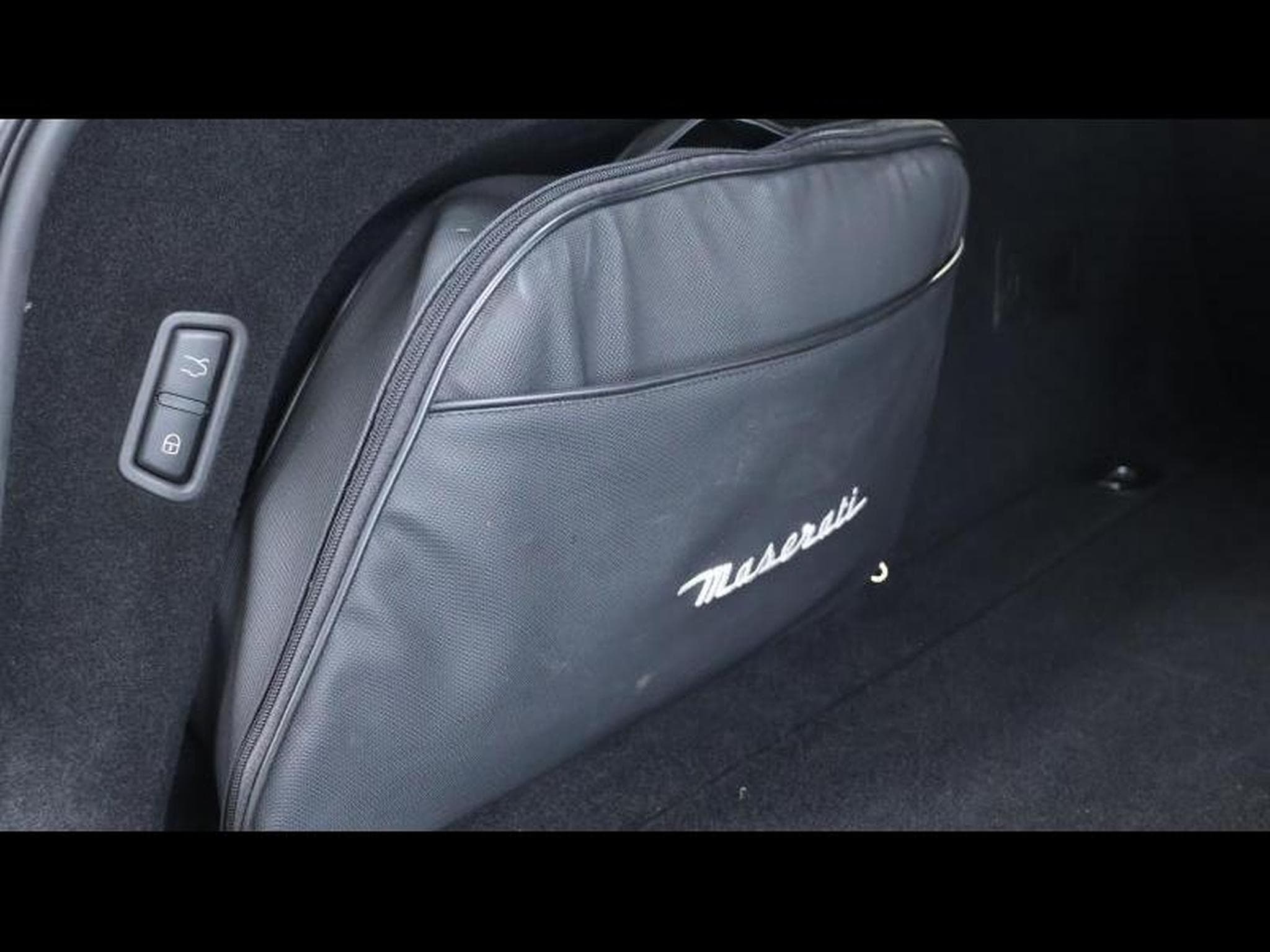 Maserati Levante Modena 3.0 V6 Q4 350 Auto (2023) - Photo 34