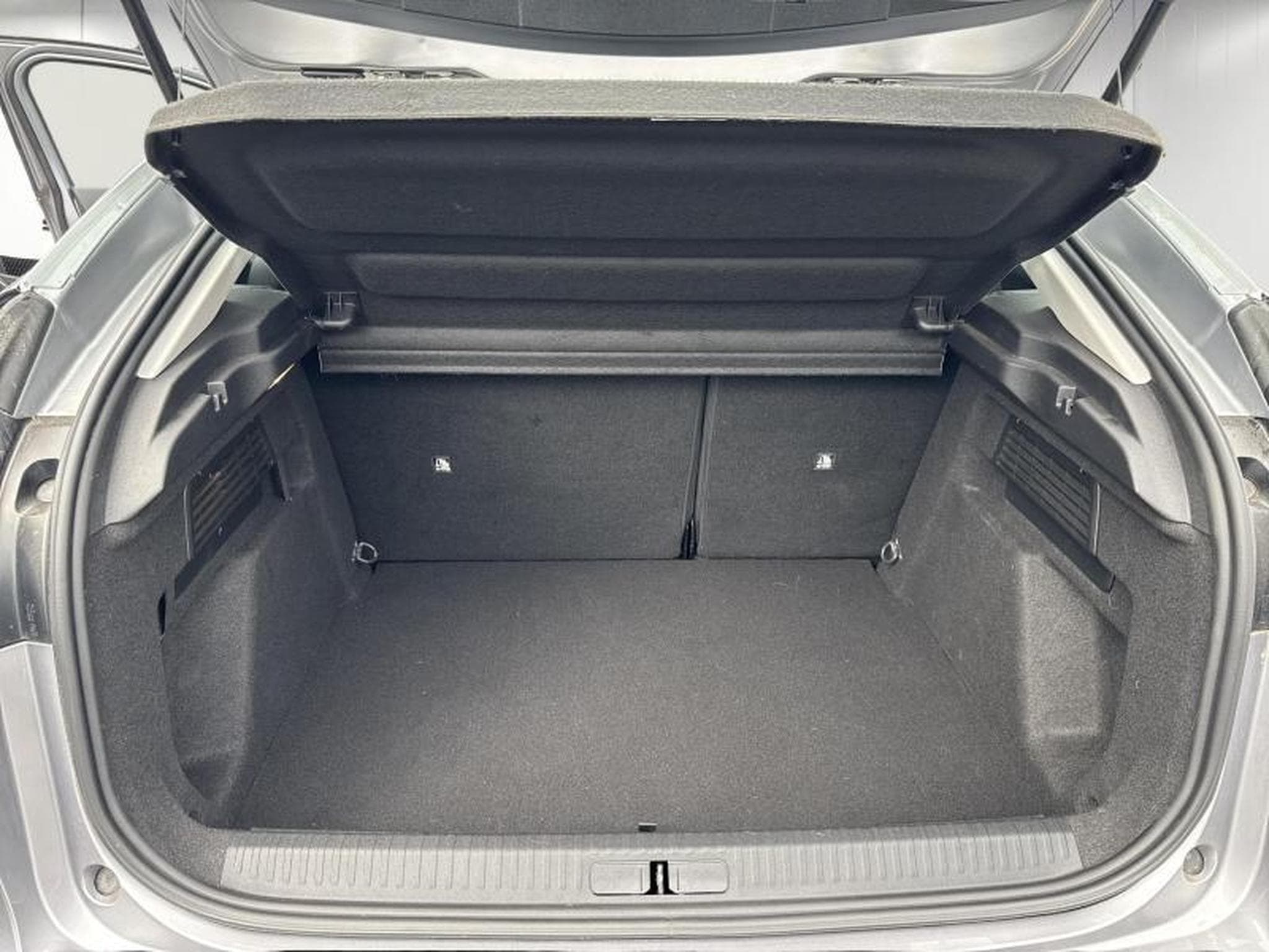 Citroen C4 FEEL (2023) - Photo 18