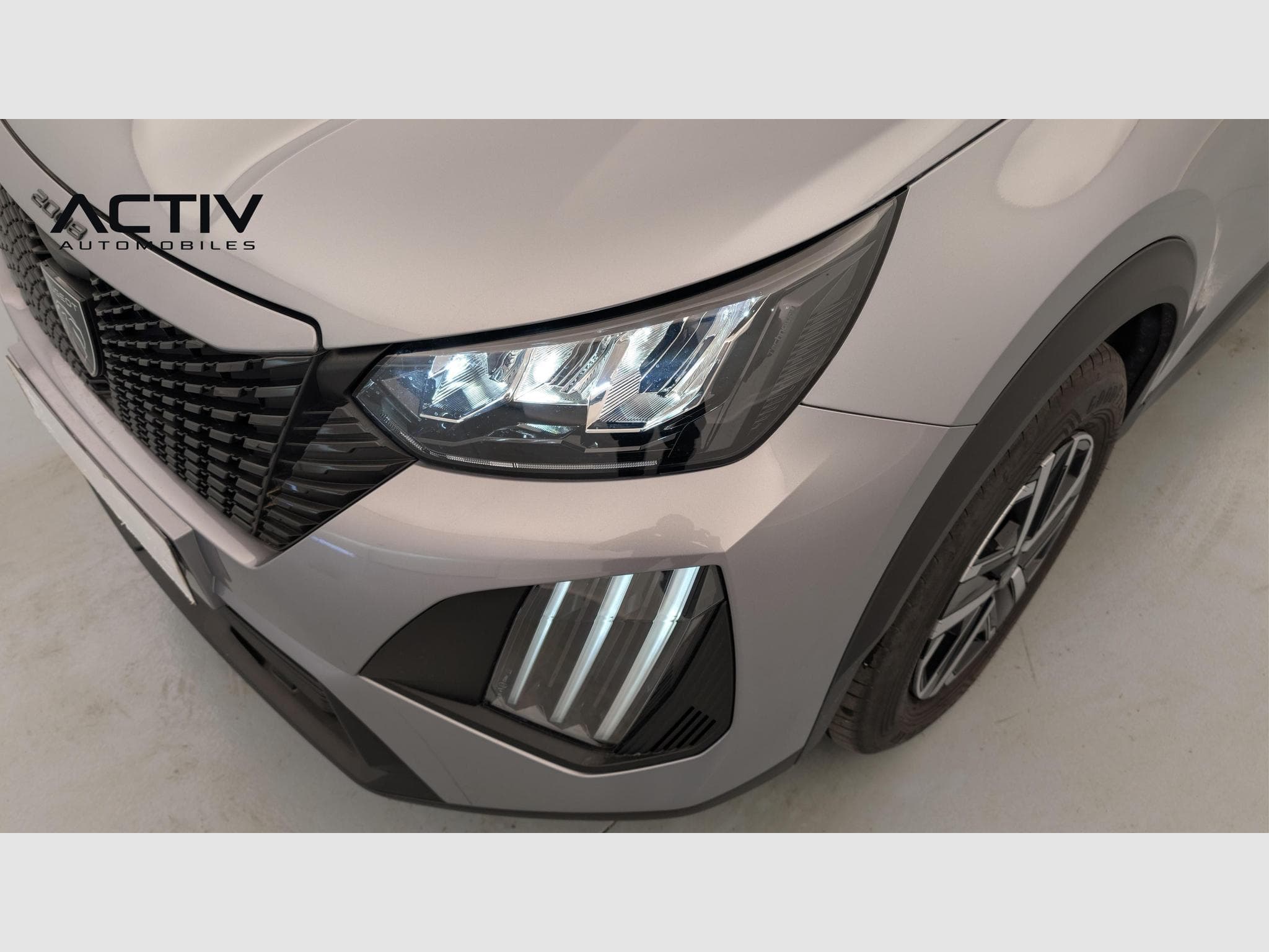 Peugeot 2008 100 S&S BVM6 Style (2025) - Photo 20