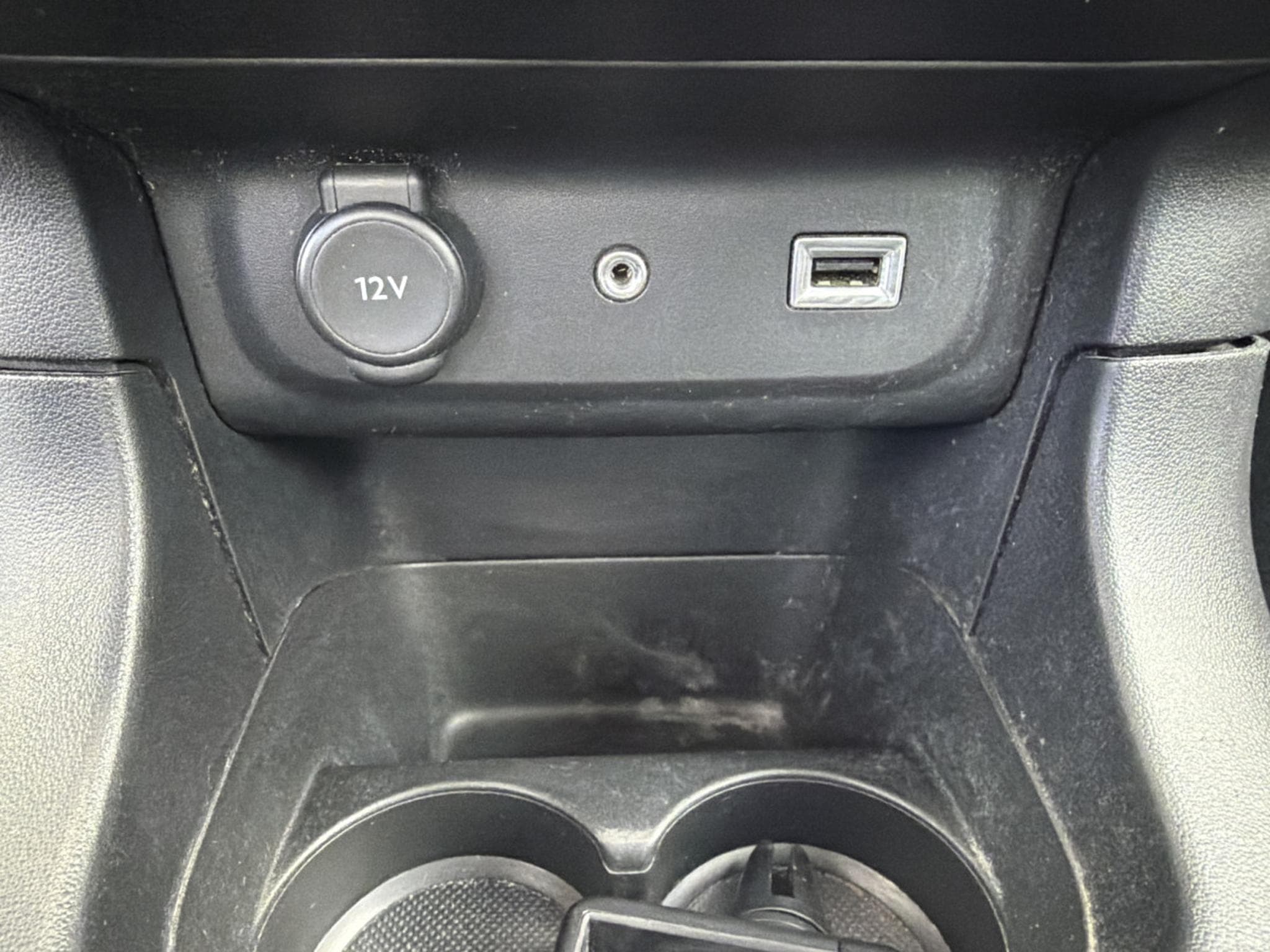 Citroën C3 1.2 82CV (2016) - Photo 15