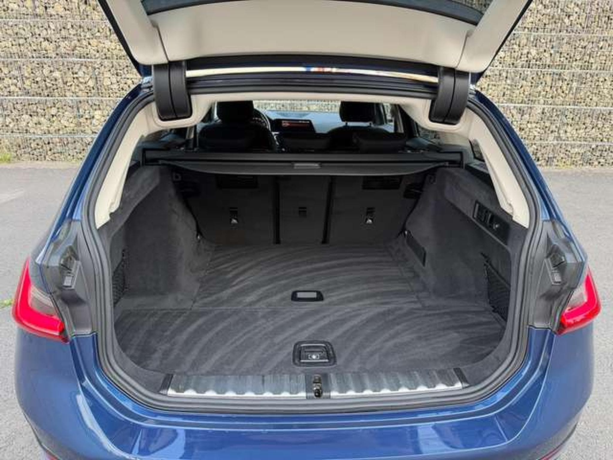 BMW 318 Touring 318 dA // Garantie 12 Mois✅✅✅ (2022) - Photo 15