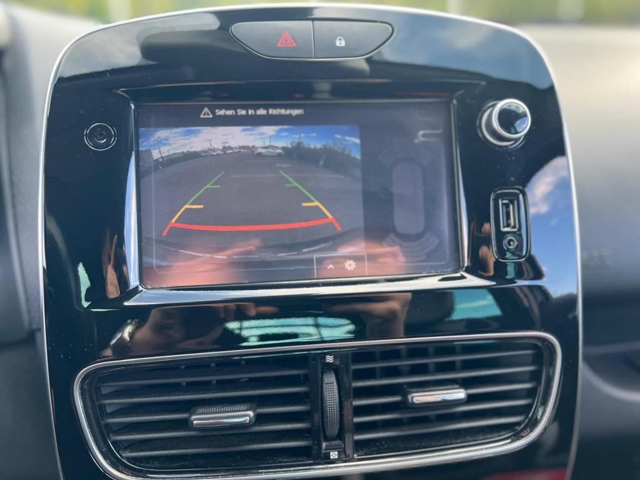 Renault Clio Manuelle / Essence (2017) - Foto 17