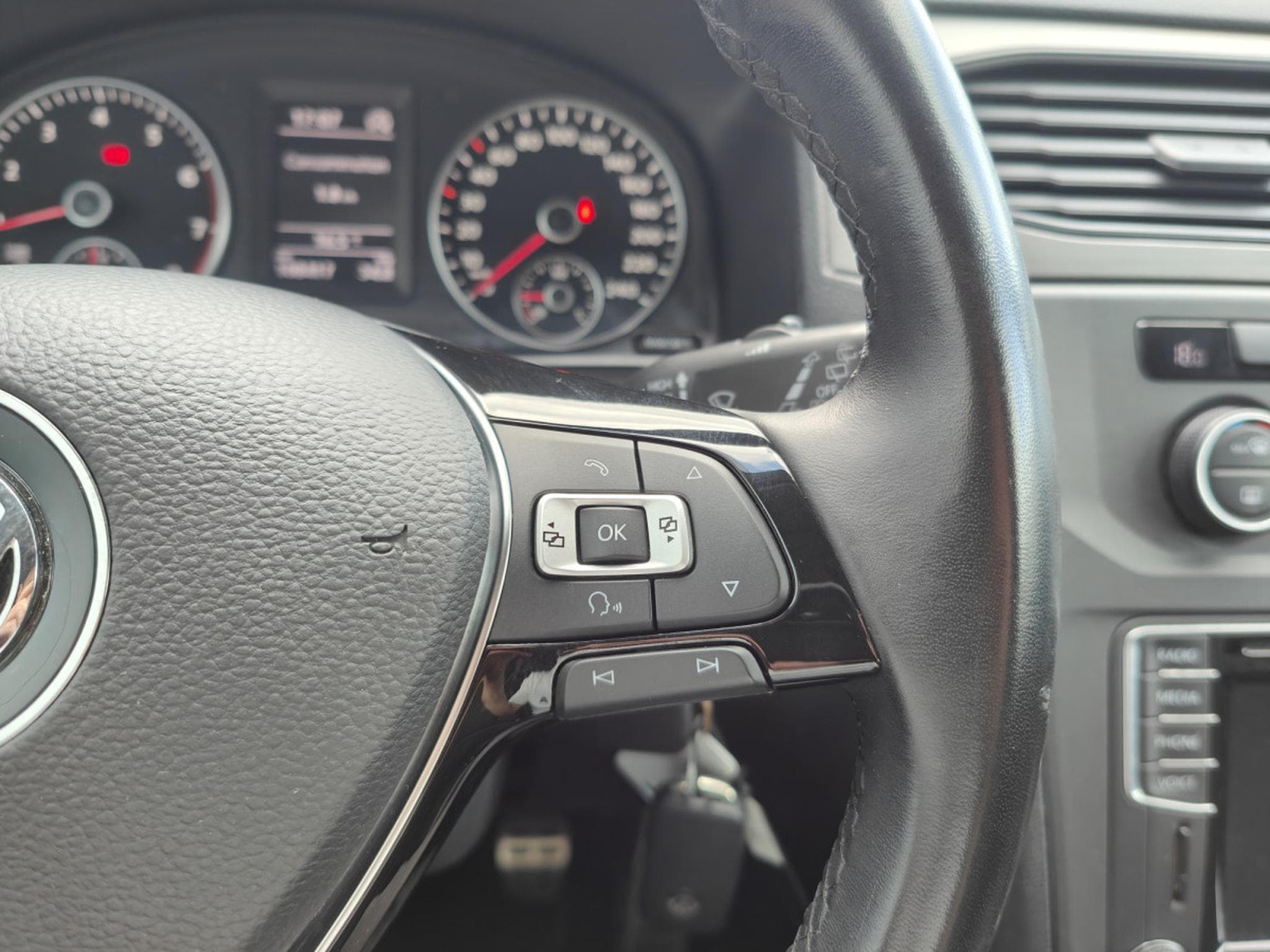 VW Caddy 1.4 TSI Highline Navi Klima PDC (2019) - Photo 17