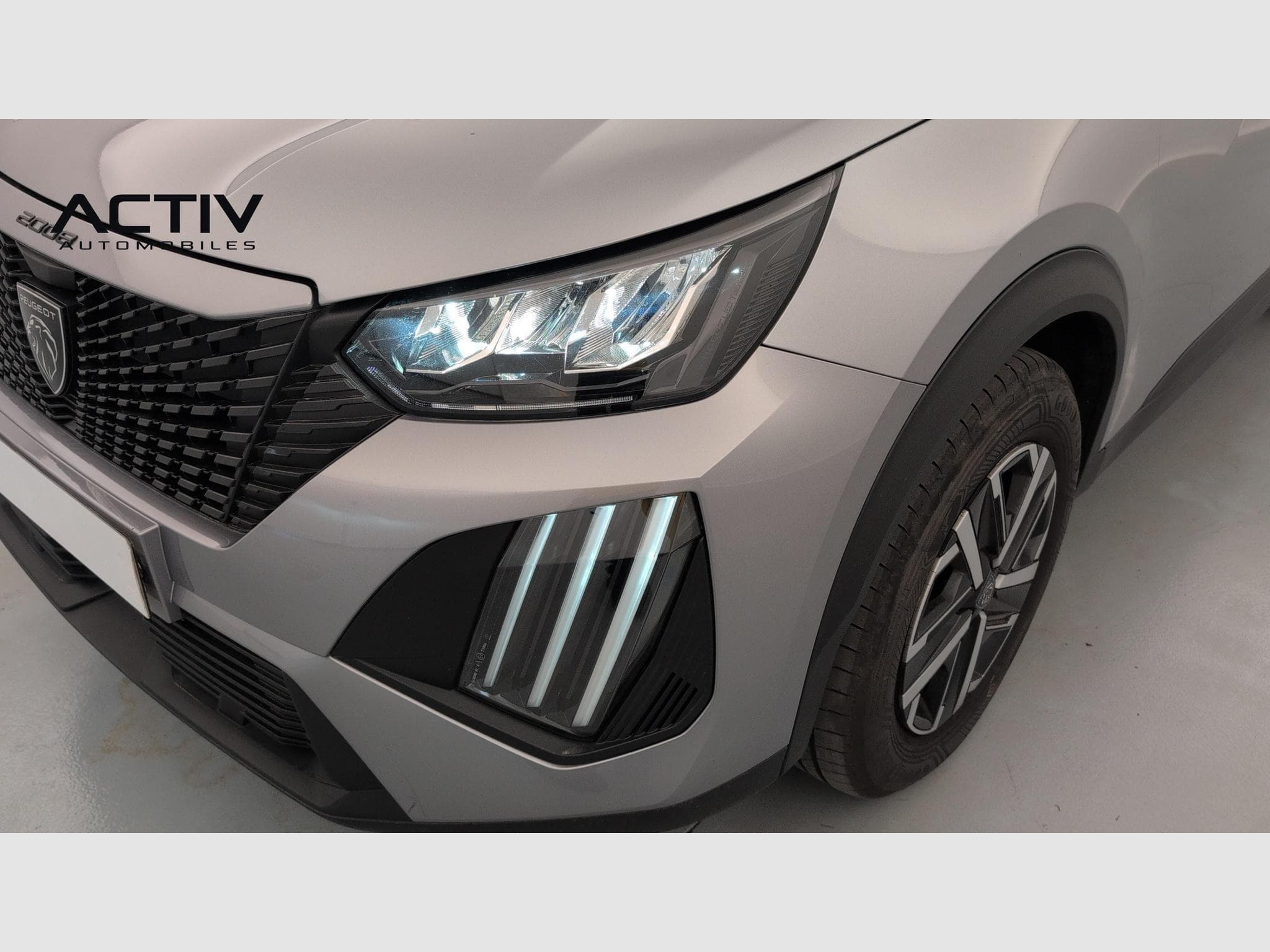 Peugeot 2008 100 S&S BVM6 Style (2025) - Photo 20