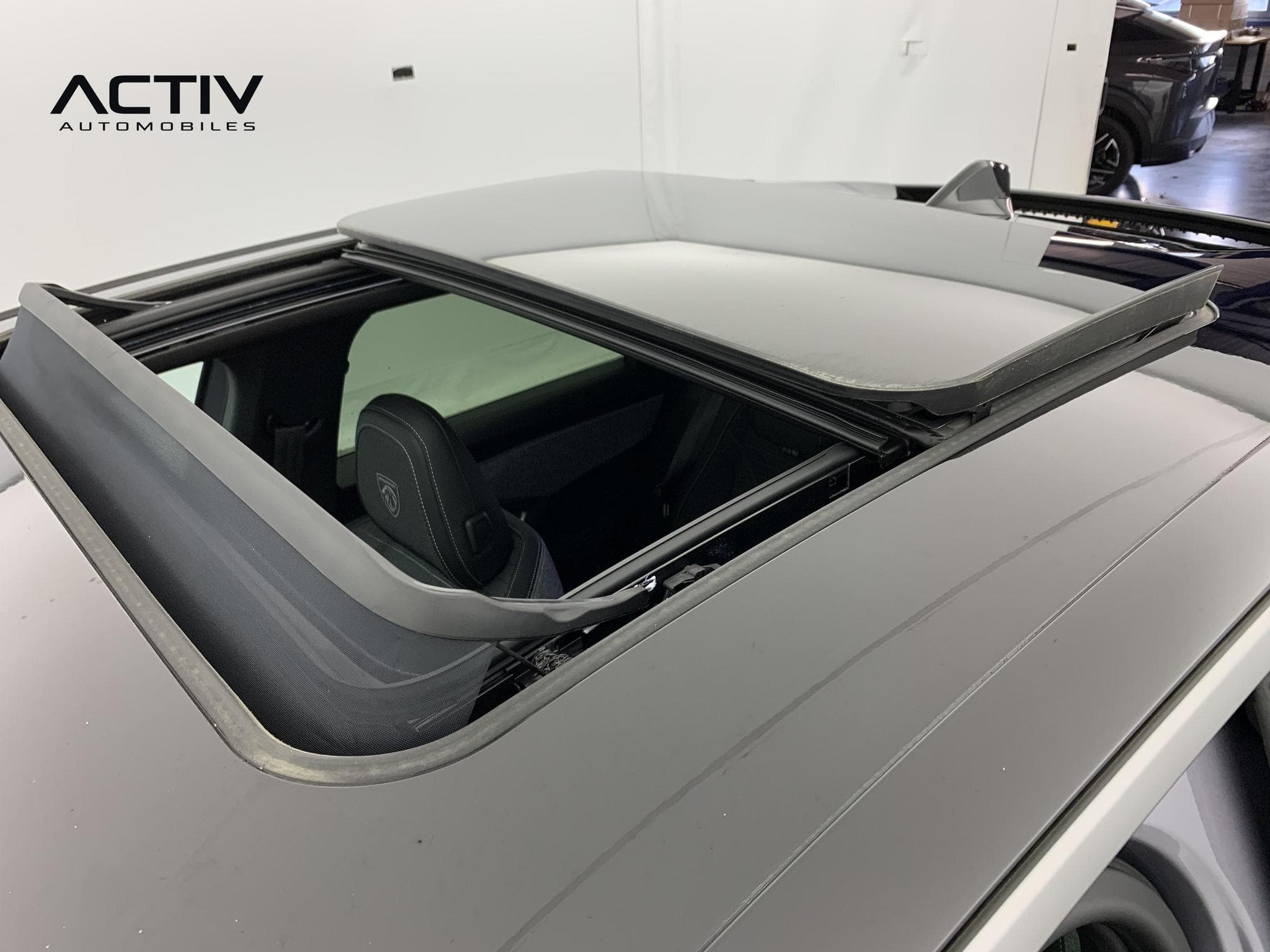 Peugeot 3008 Hybrid 145 e-DCS6 GT (2025) - Photo 20