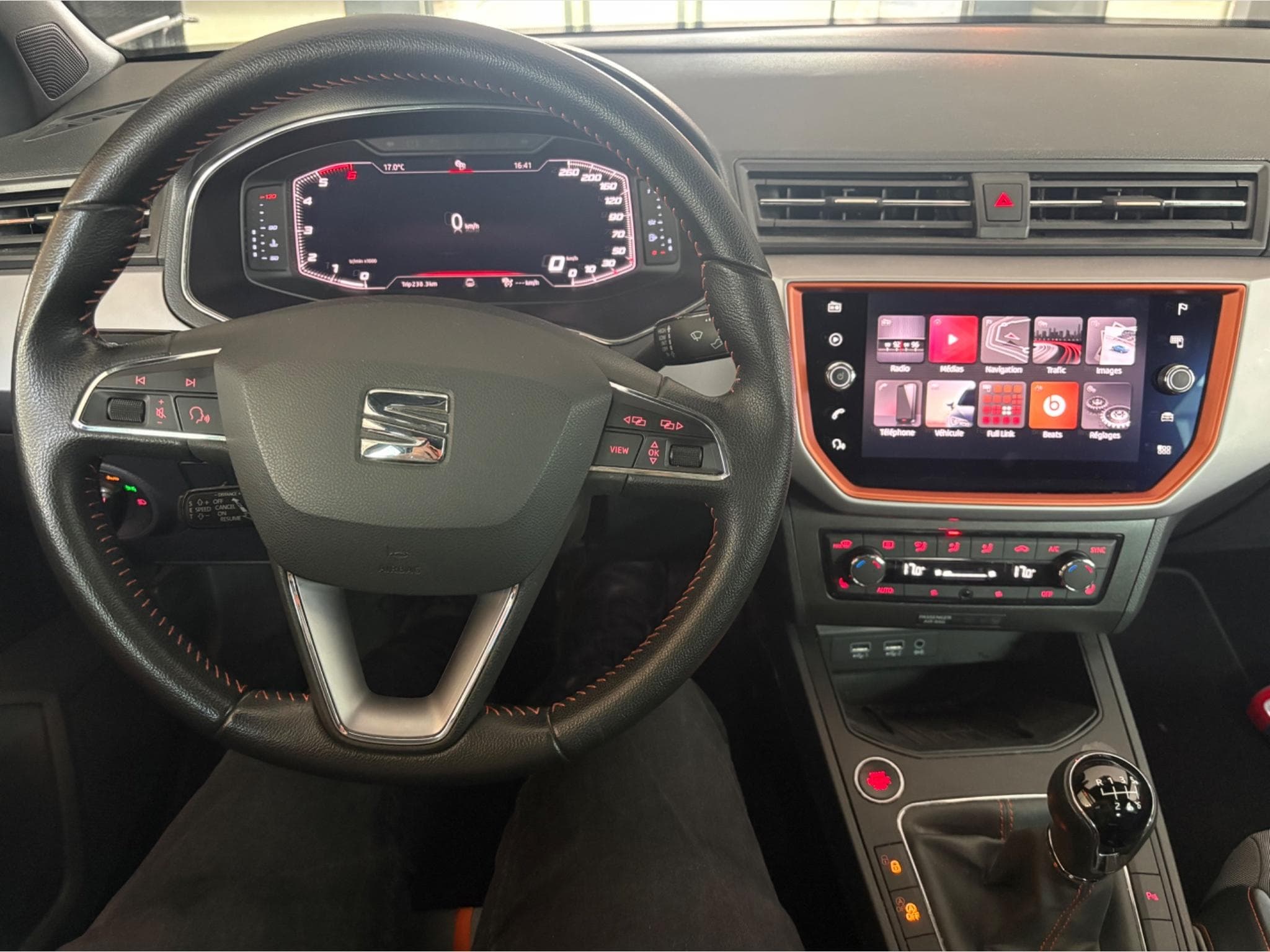 Seat Ibiza FR BeatsAudio (2019) - Photo 3