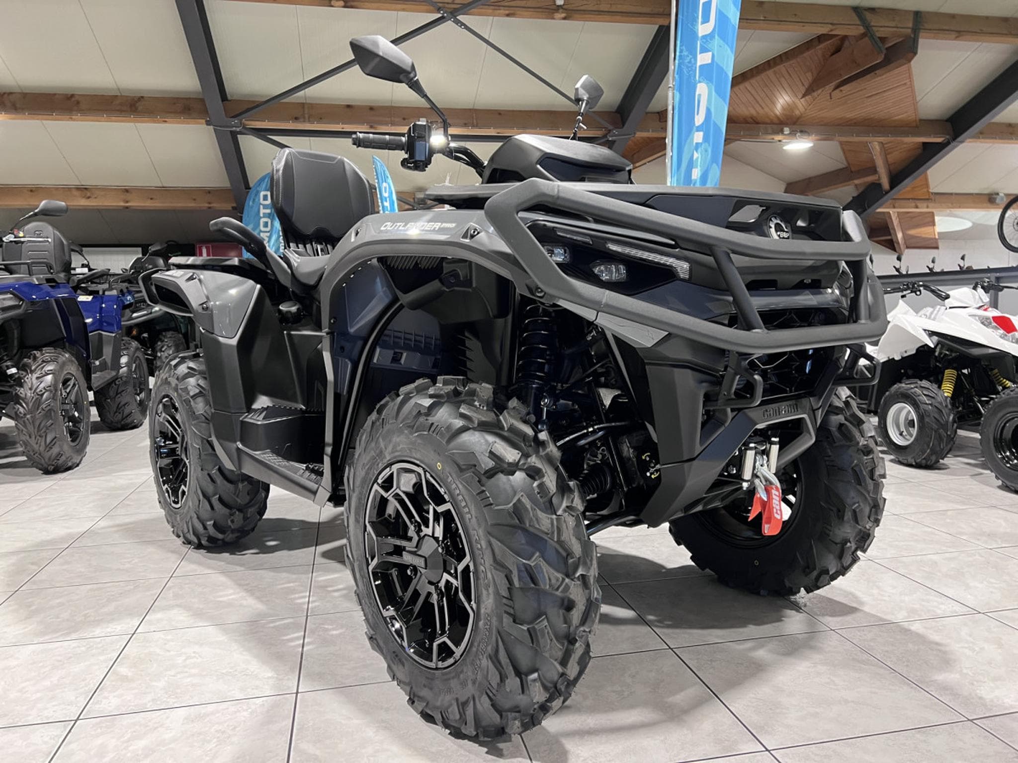 BRP Can-Am Outlander Max MY25 PRO XU HD8 ABS T3B 1000 cc (2026) - Photo 7