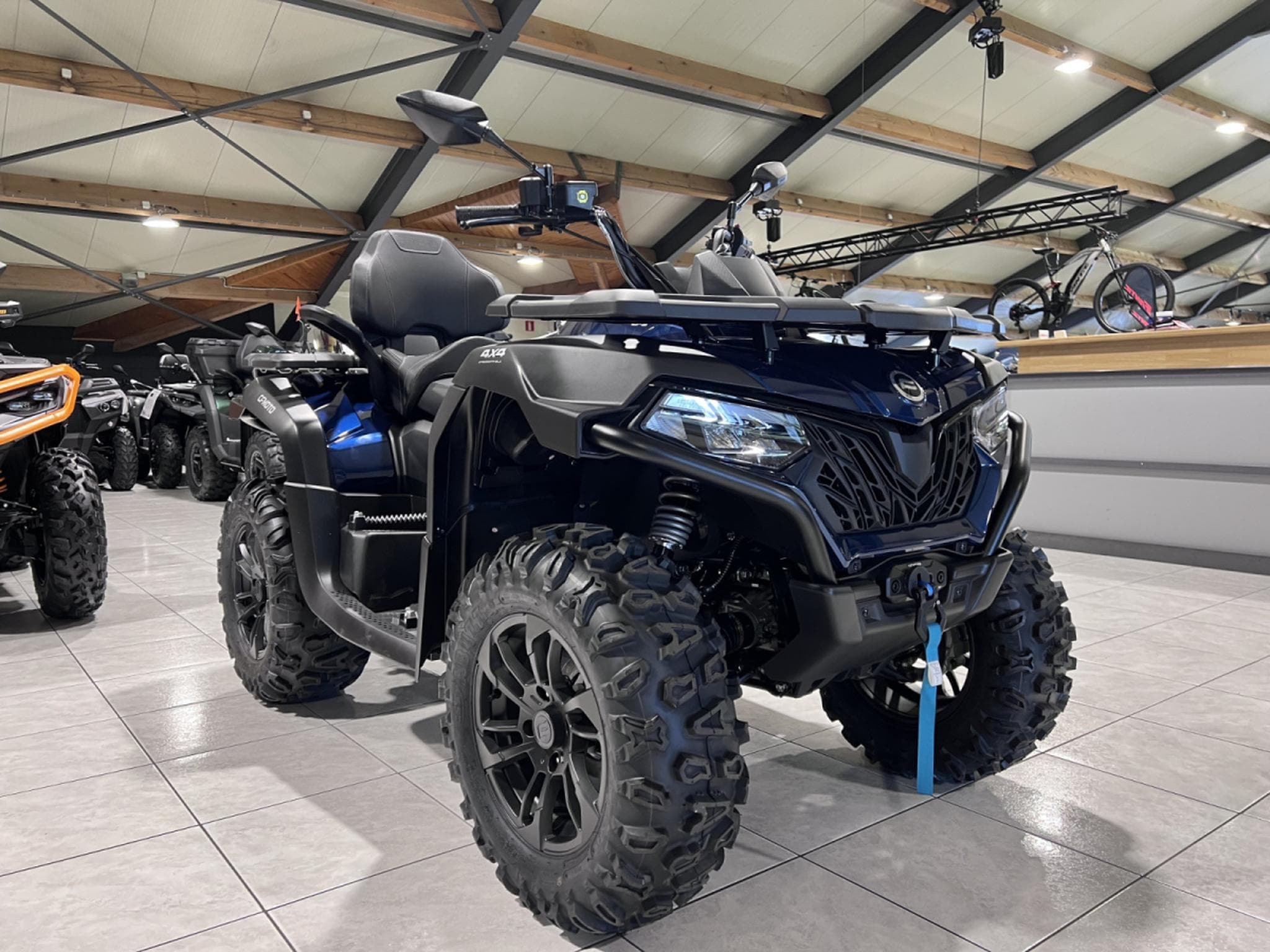 CF Moto CForce 625 TOURING Agri T3 ABS (2026) - Photo 7