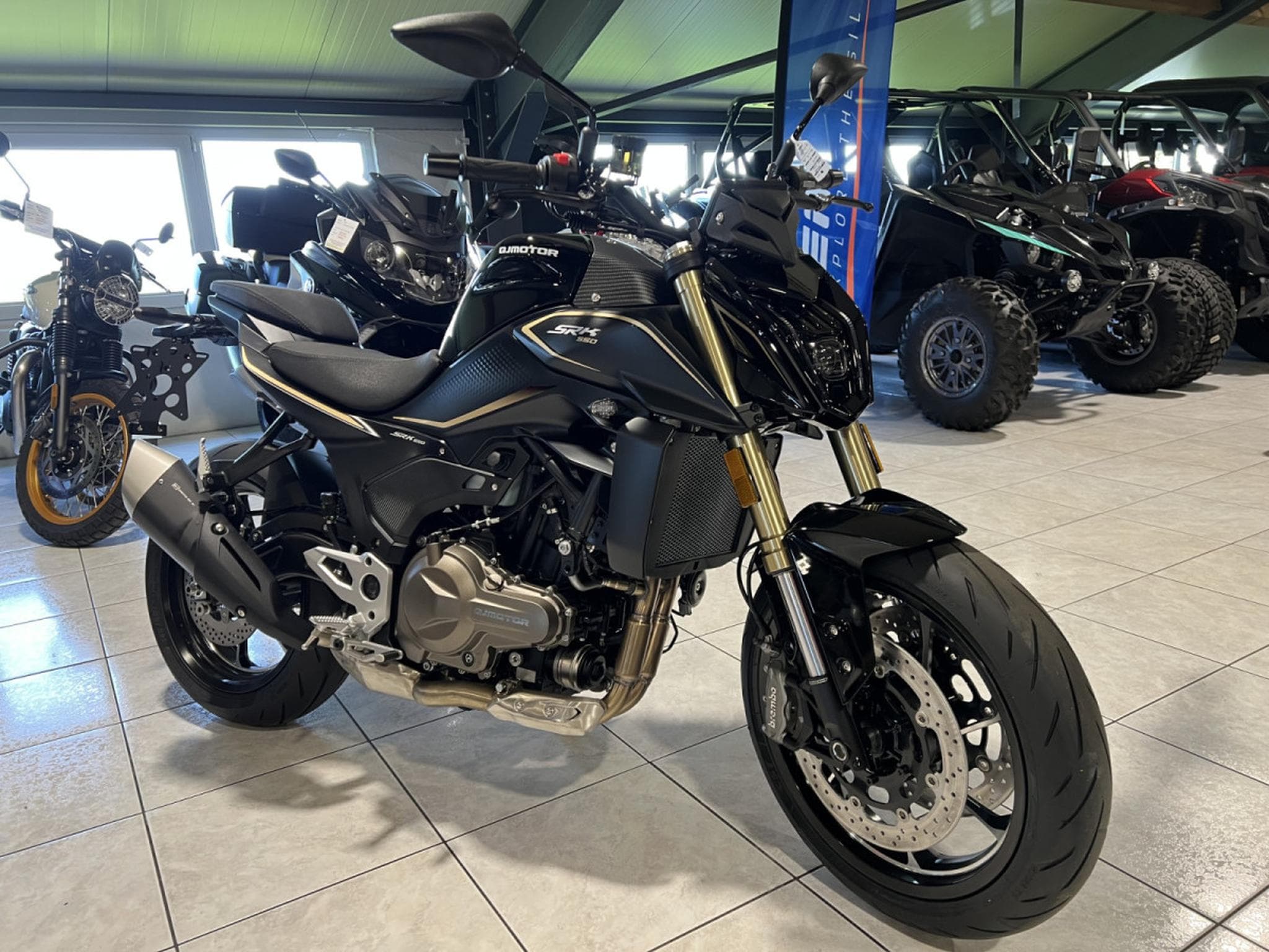 QJmotor SRK 550 (2026) - Photo 9