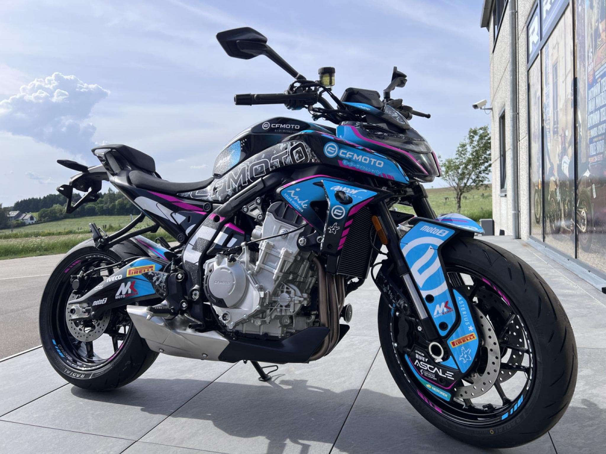 CF Moto 675 NK Réplica (2026) - Photo 7