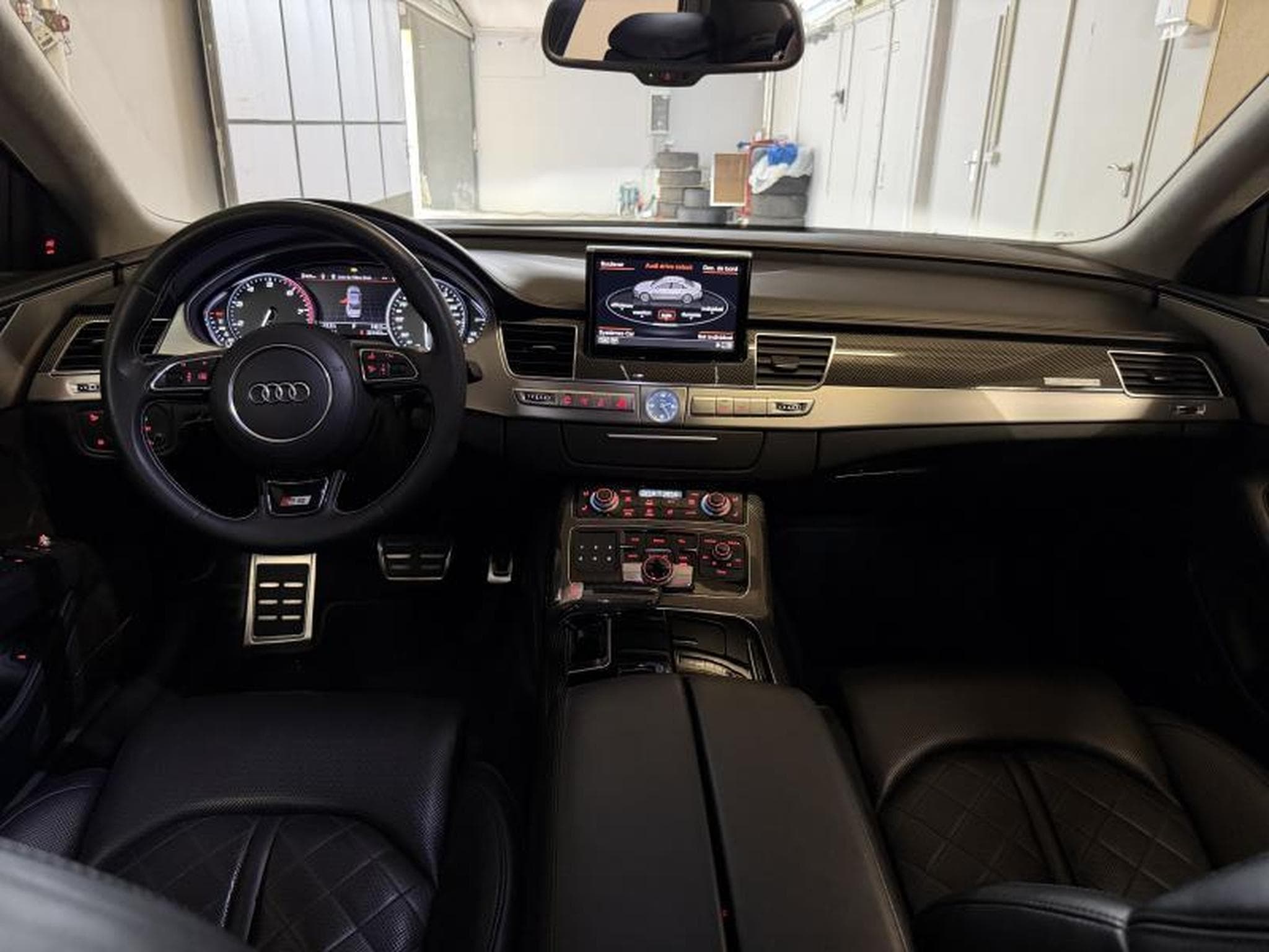 Audi S8 EXPORT/HANDLER/NO WARRANTY (2012) - Photo 25
