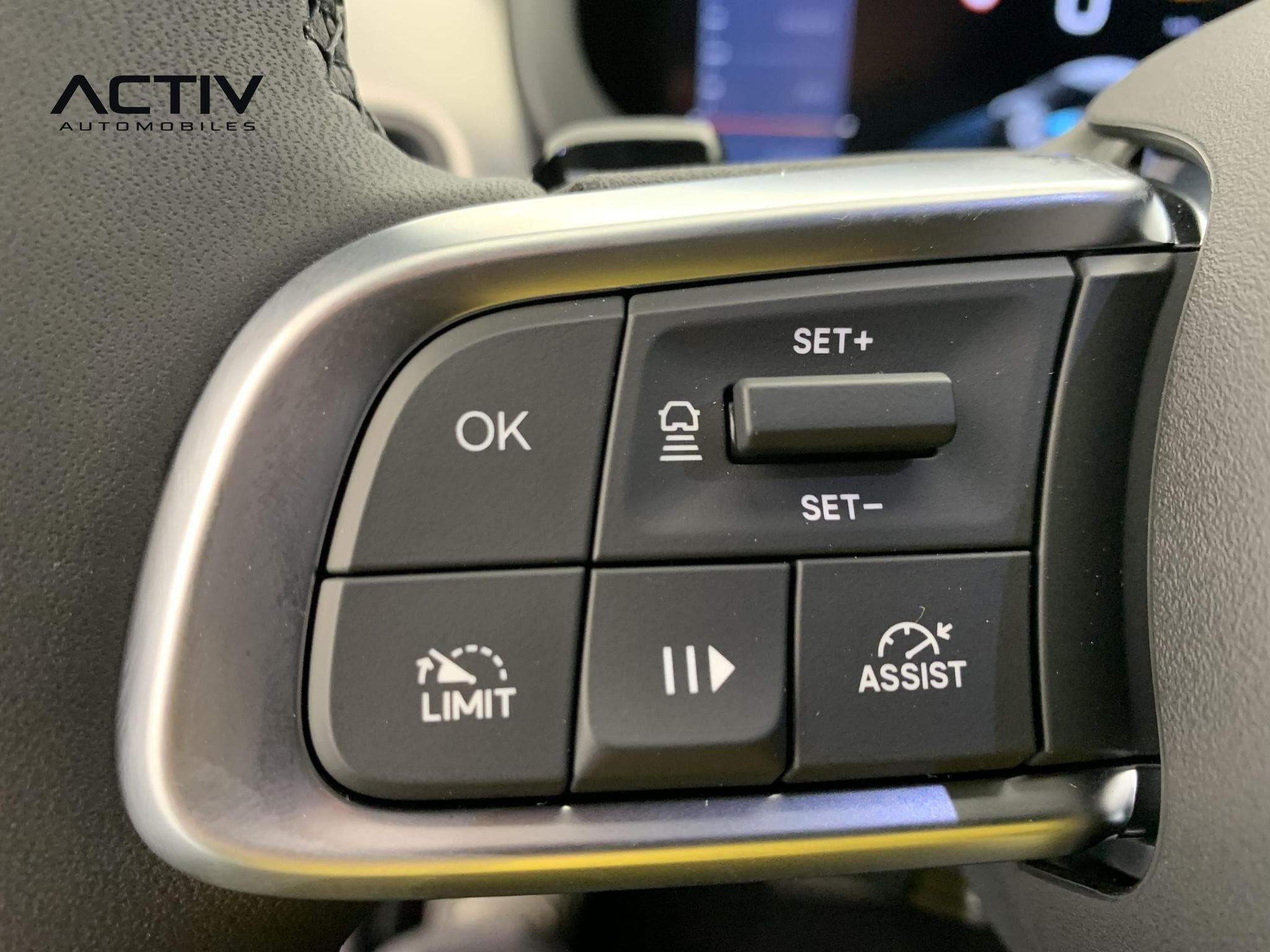 Jeep Avenger 1.2 Turbo T3 110 ch e-Hybrid BVR6 Summit (2026) - Photo 20