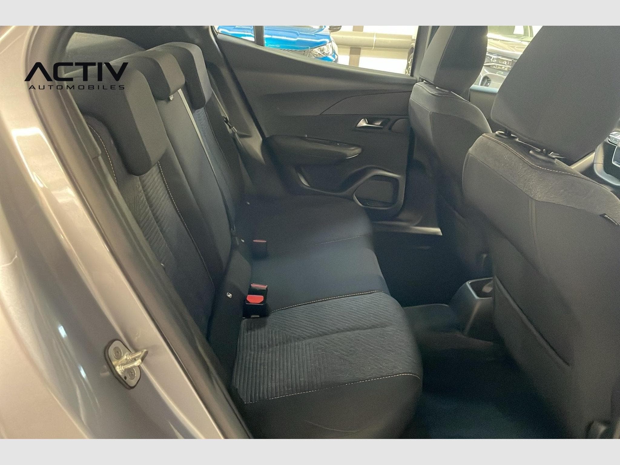 Peugeot 2008 100 S&S BVM6 Style (2025) - Photo 20
