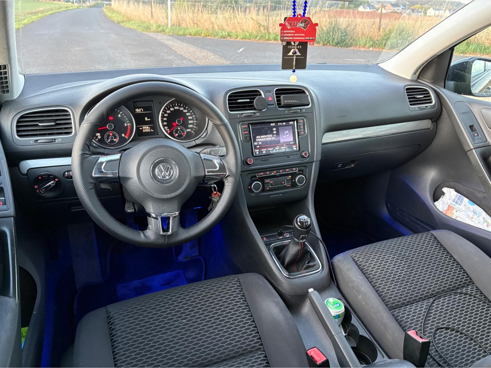 VW Golf VI 1.6TDI (2011) - Photo 3