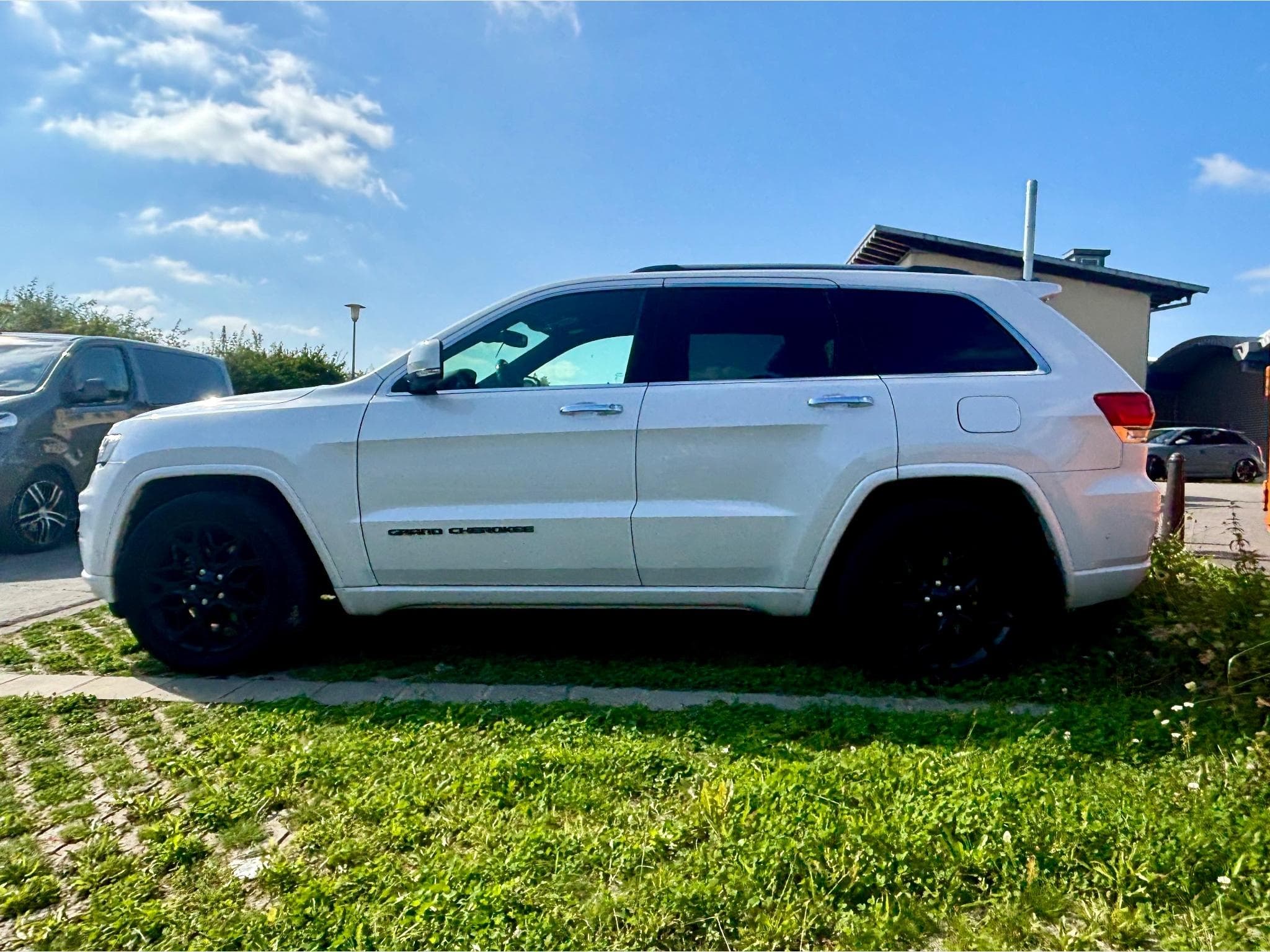 Jeep Grand Cherokee 4x4 Overland (2020) - Photo 3