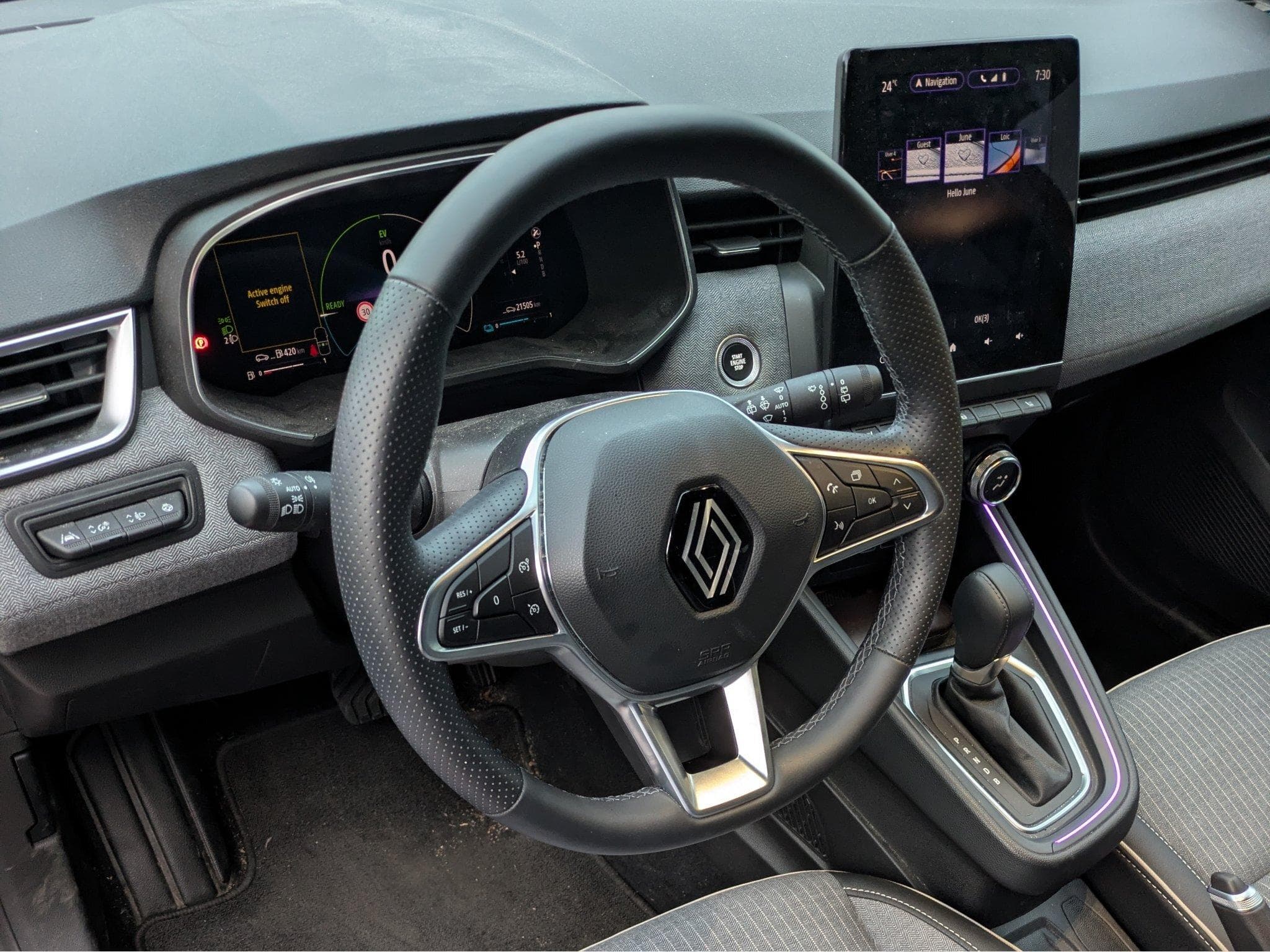Renault Clio Techno (2024) - Foto 3