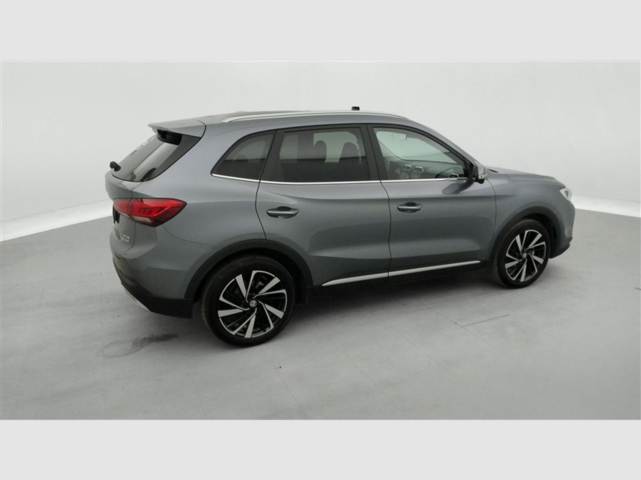 MG ZS 1.5 Hybrid+ Luxury NAVI / FULL LED / CUIR / CAMERA 360 (2026) - Photo 25