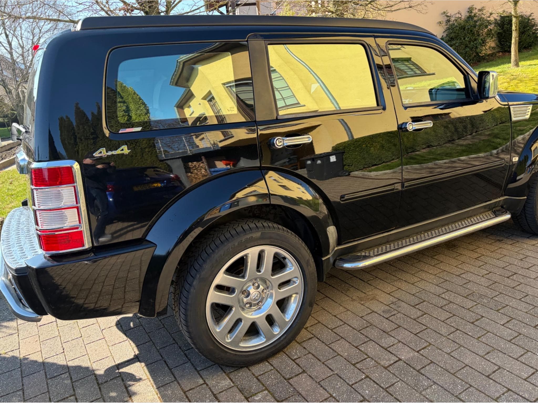 Dodge Nitro SXT 4x4 (2007) - Foto 3