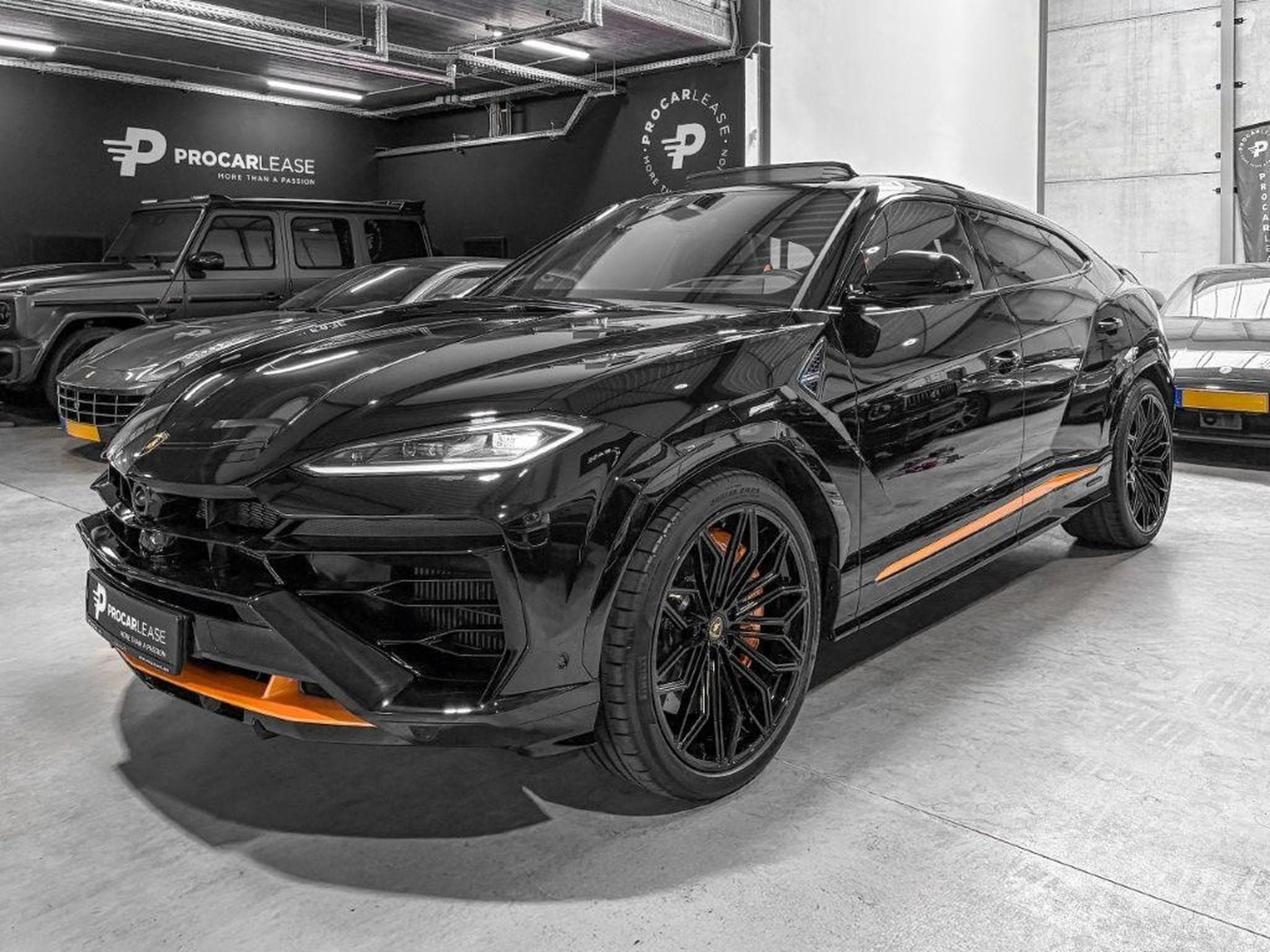 Lamborghini Urus URUS SE/NEW 2025/ STOCK AVAILABLE DIRECTLY (2025) - Foto 1