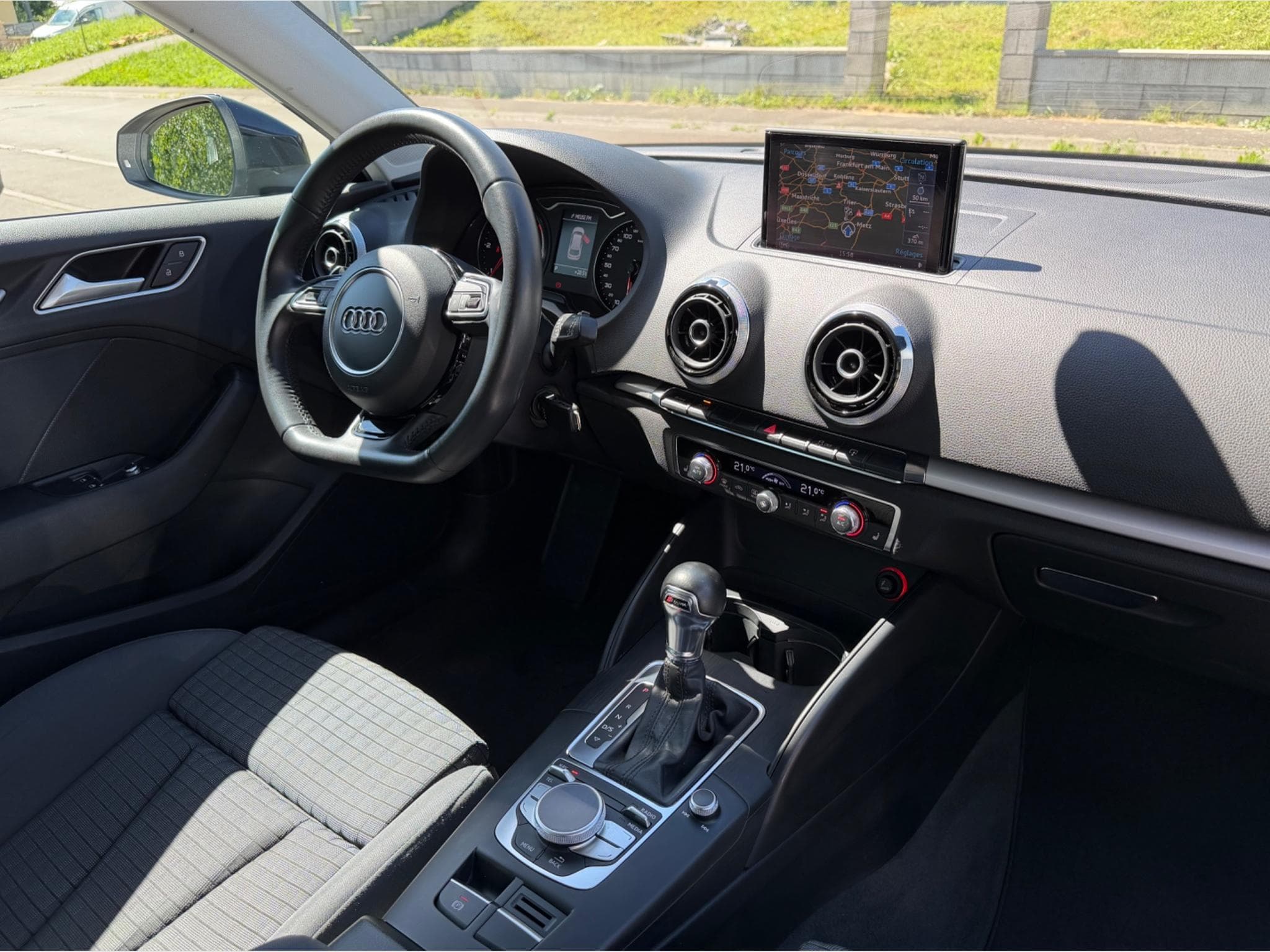 Audi A3 Tdi 150 S-Tronic (2013) - Photo 3