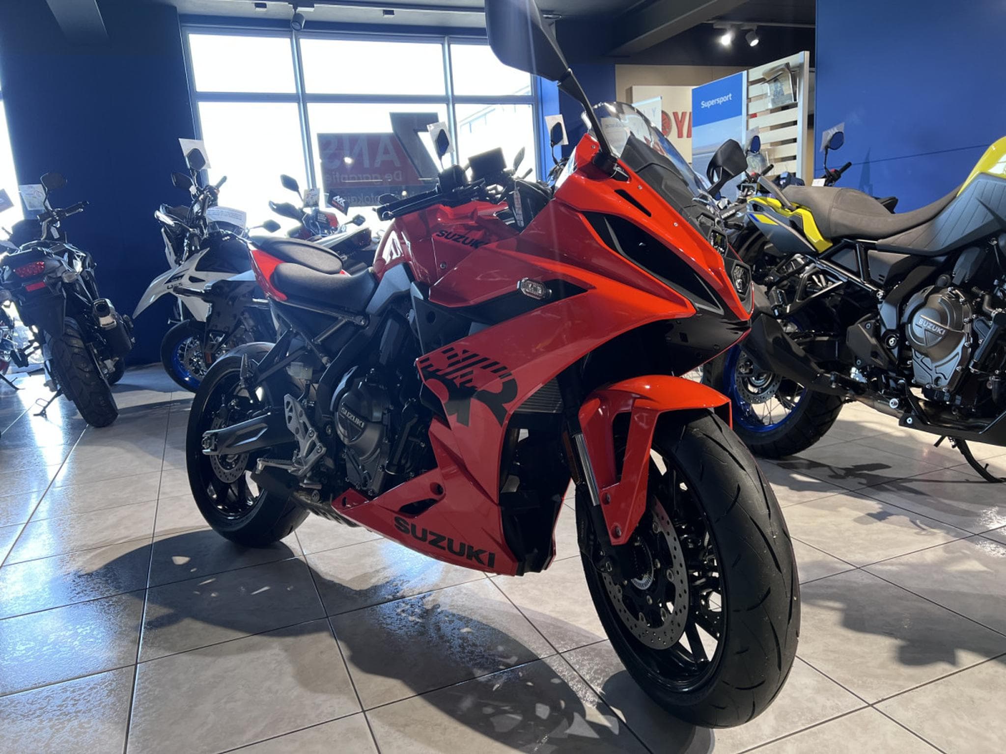 Suzuki GSX-8R (2026) - Photo 7