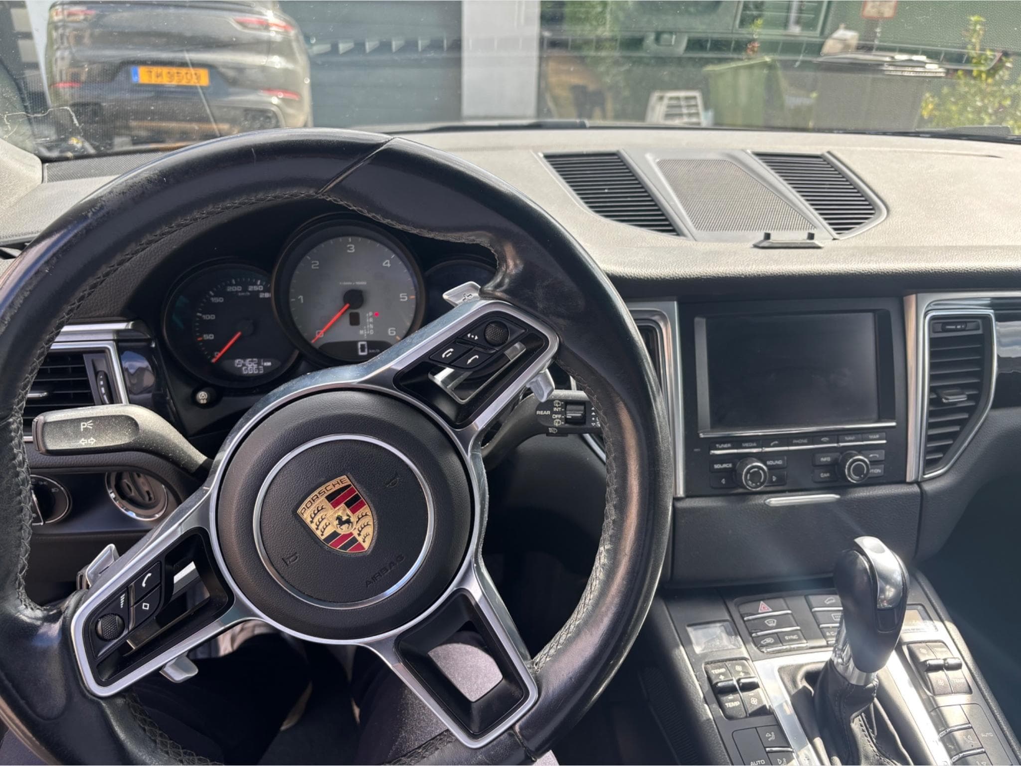 Porsche Macan (2015) - Photo 6
